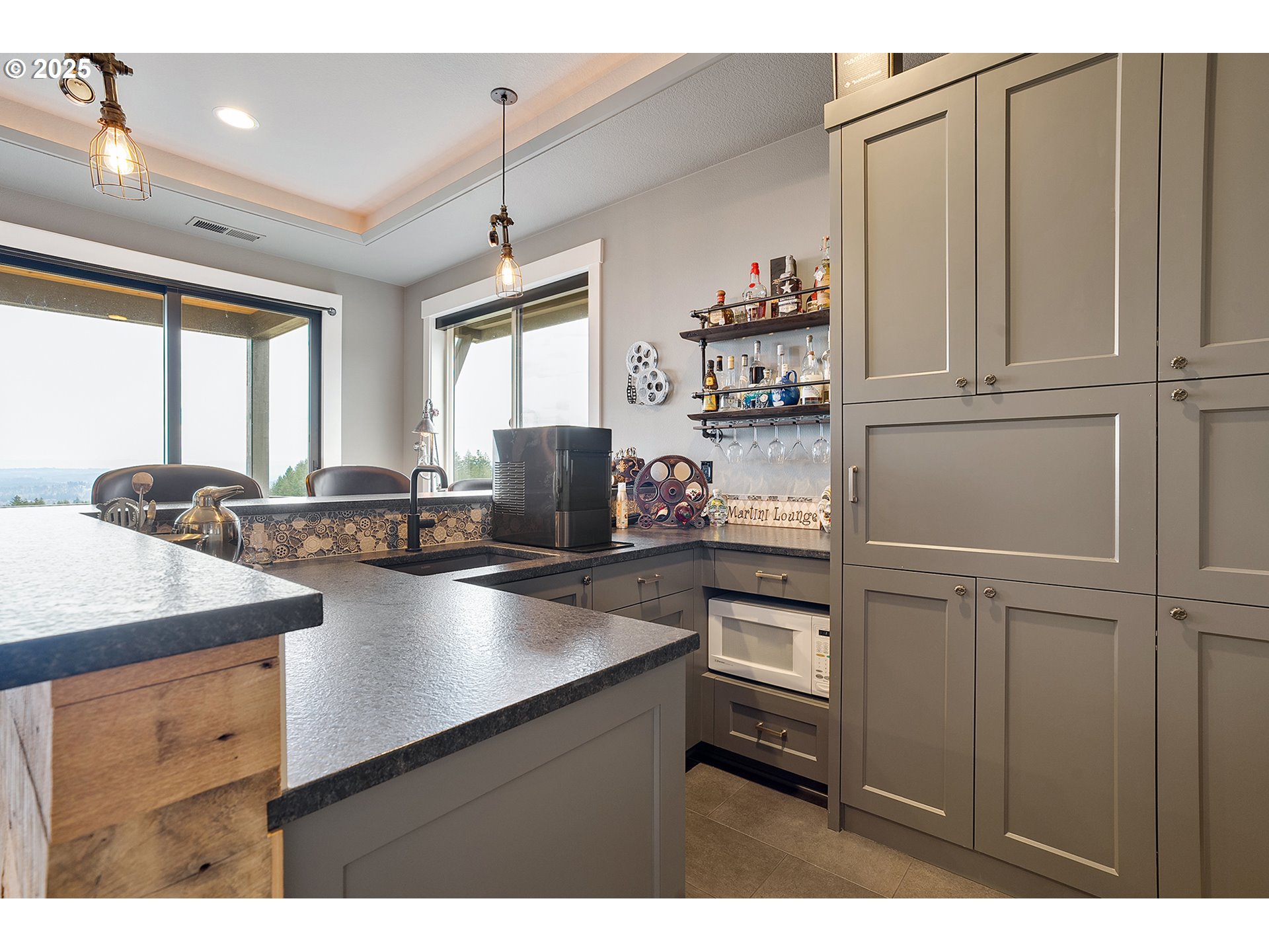 22300 SW AEBISCHER RD