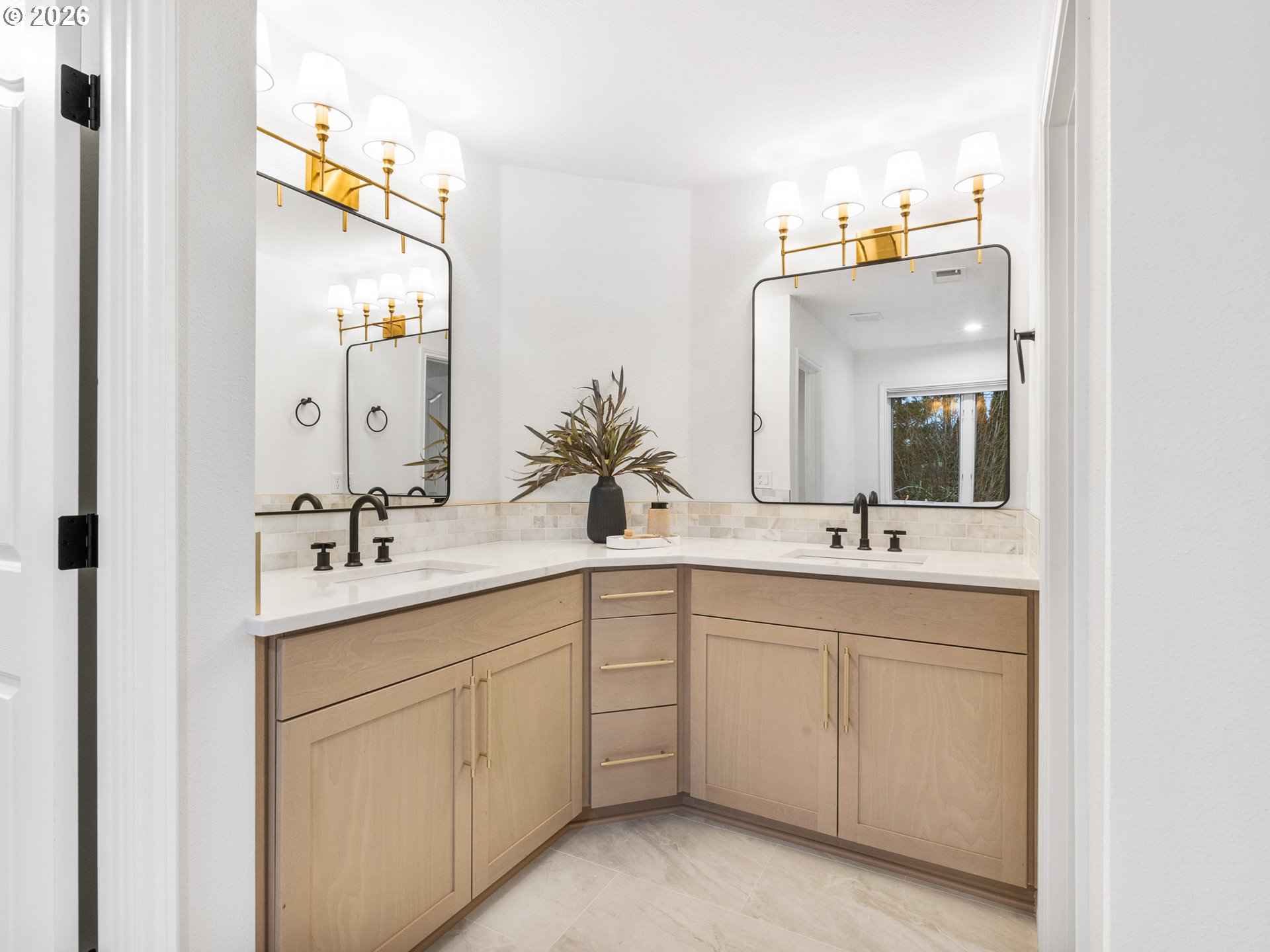 17558 SW KEMMER VIEW CT