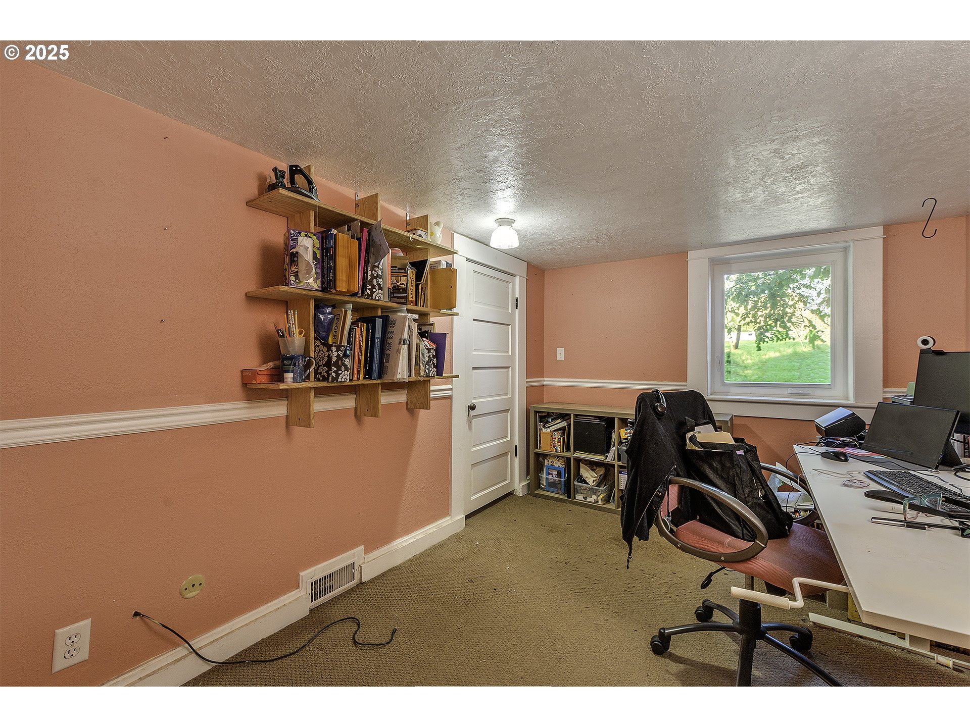 7233 SE MAIN ST, Portland