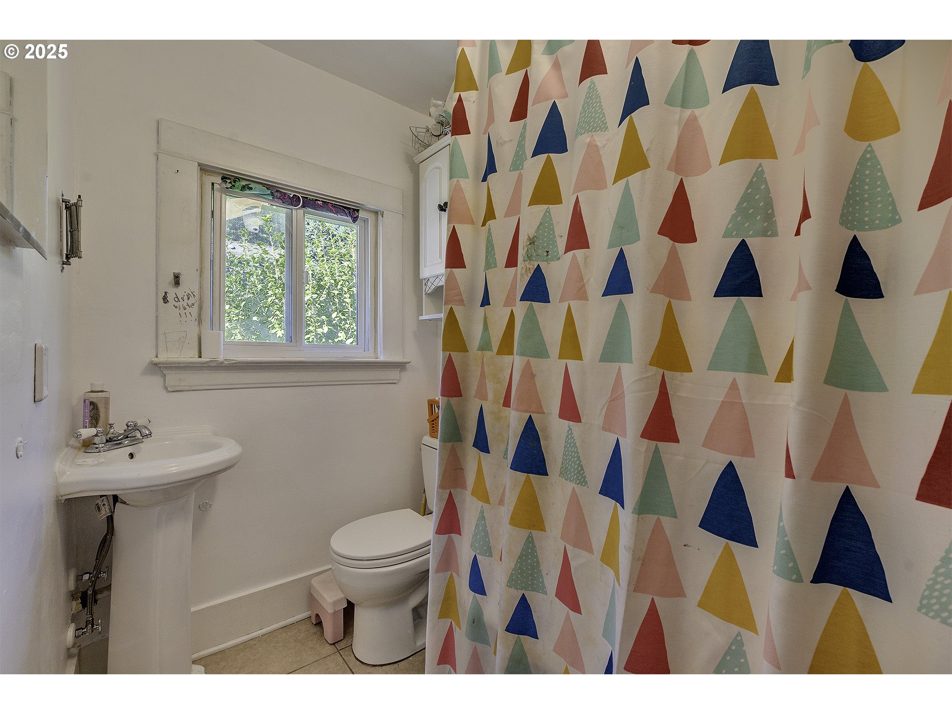 7233 SE MAIN ST, Portland