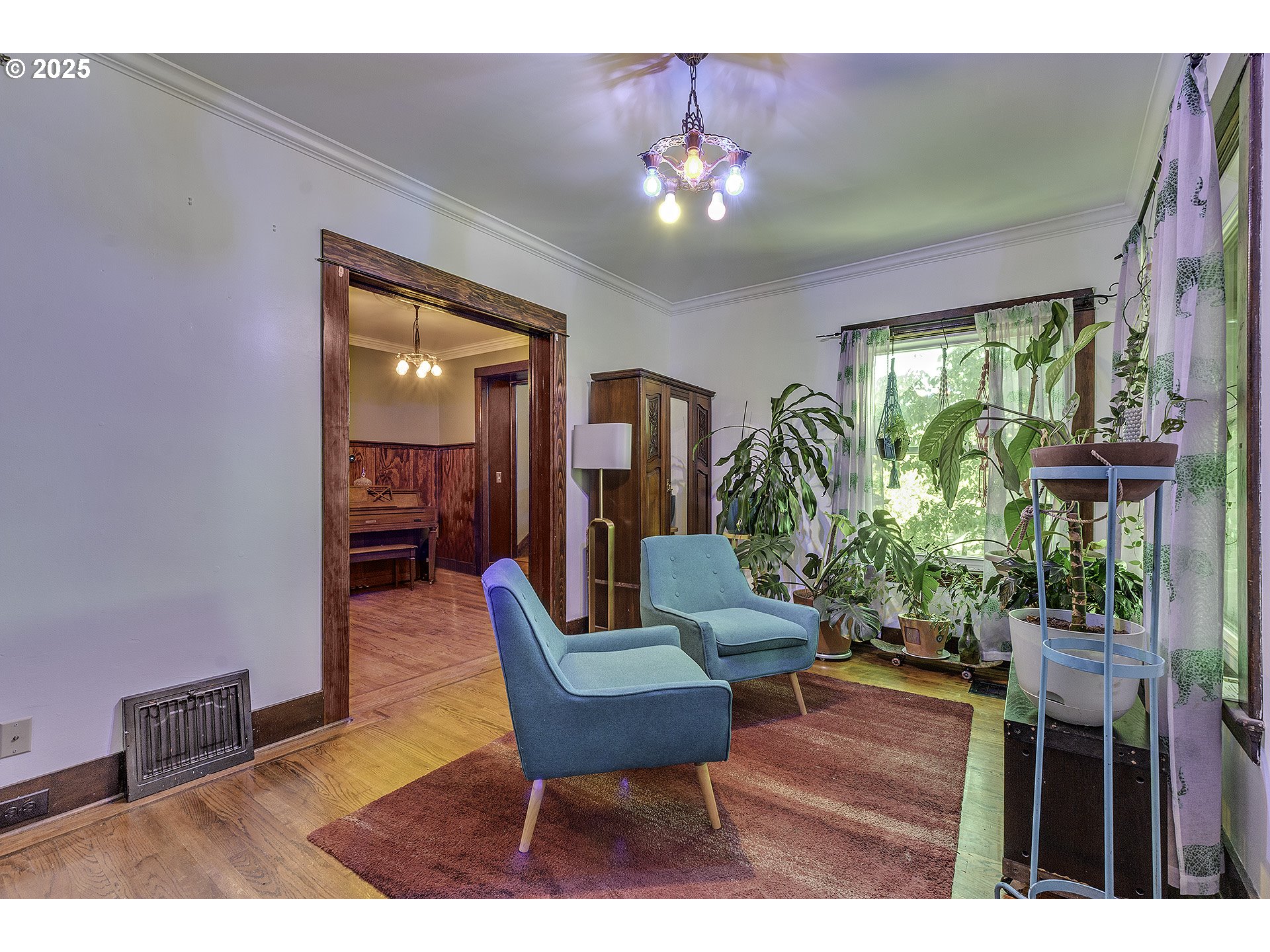 7233 SE MAIN ST, Portland