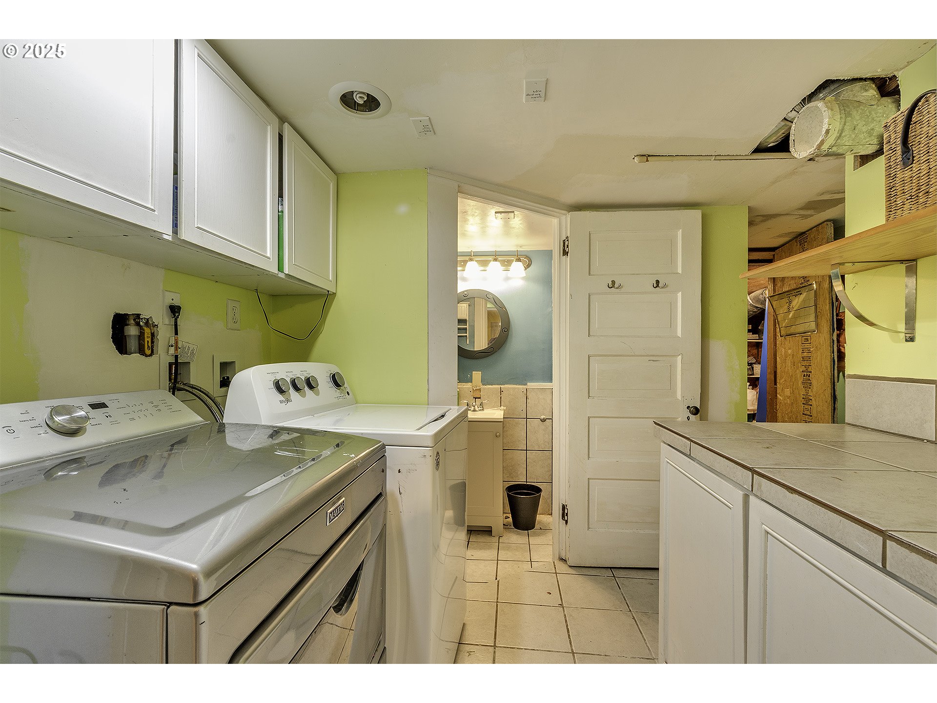 7233 SE MAIN ST, Portland