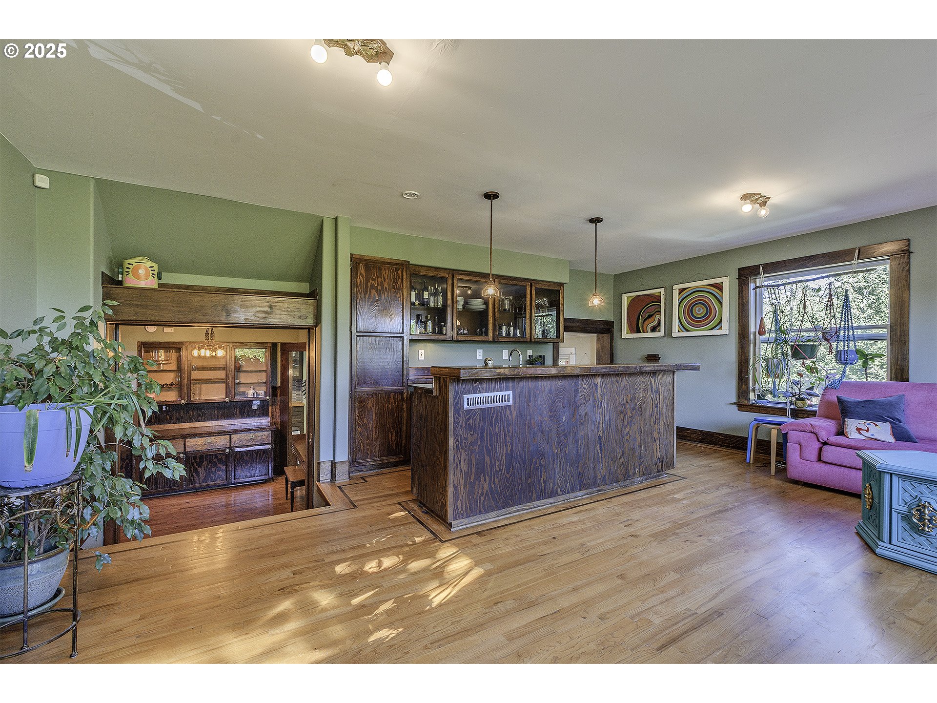 7233 SE MAIN ST, Portland