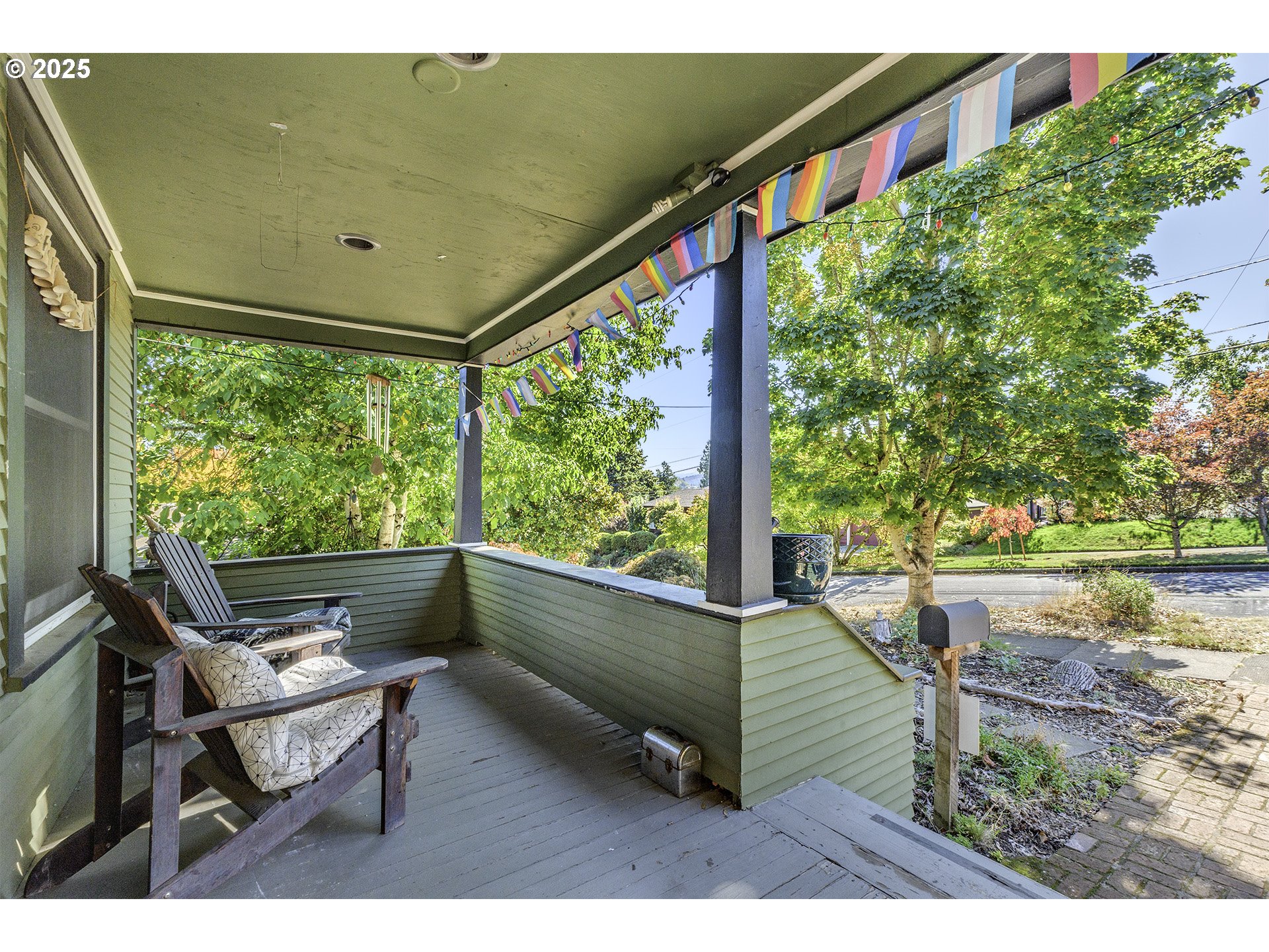 7233 SE MAIN ST, Portland