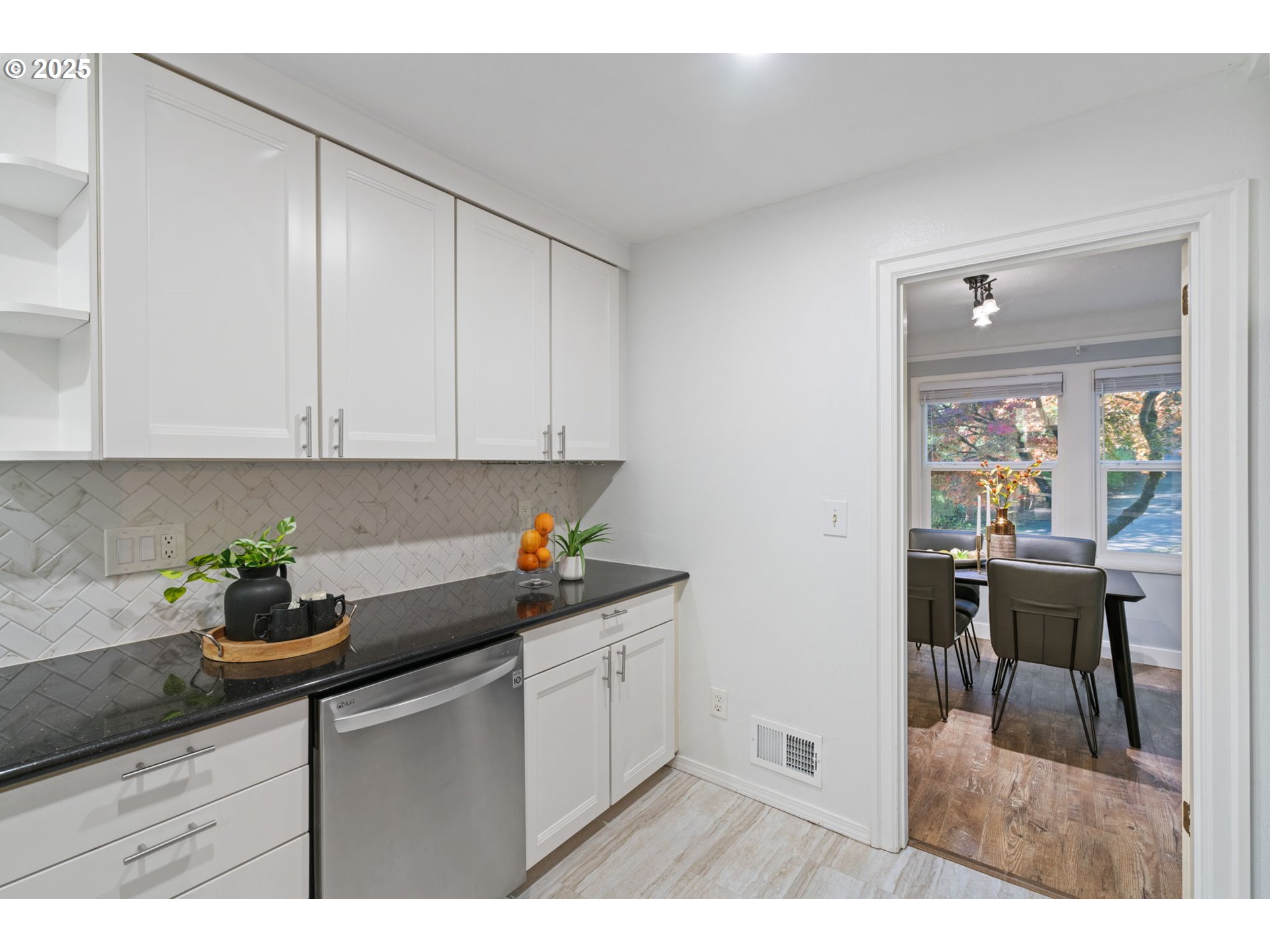 1670 SW HIGHLAND PKWY, Portland