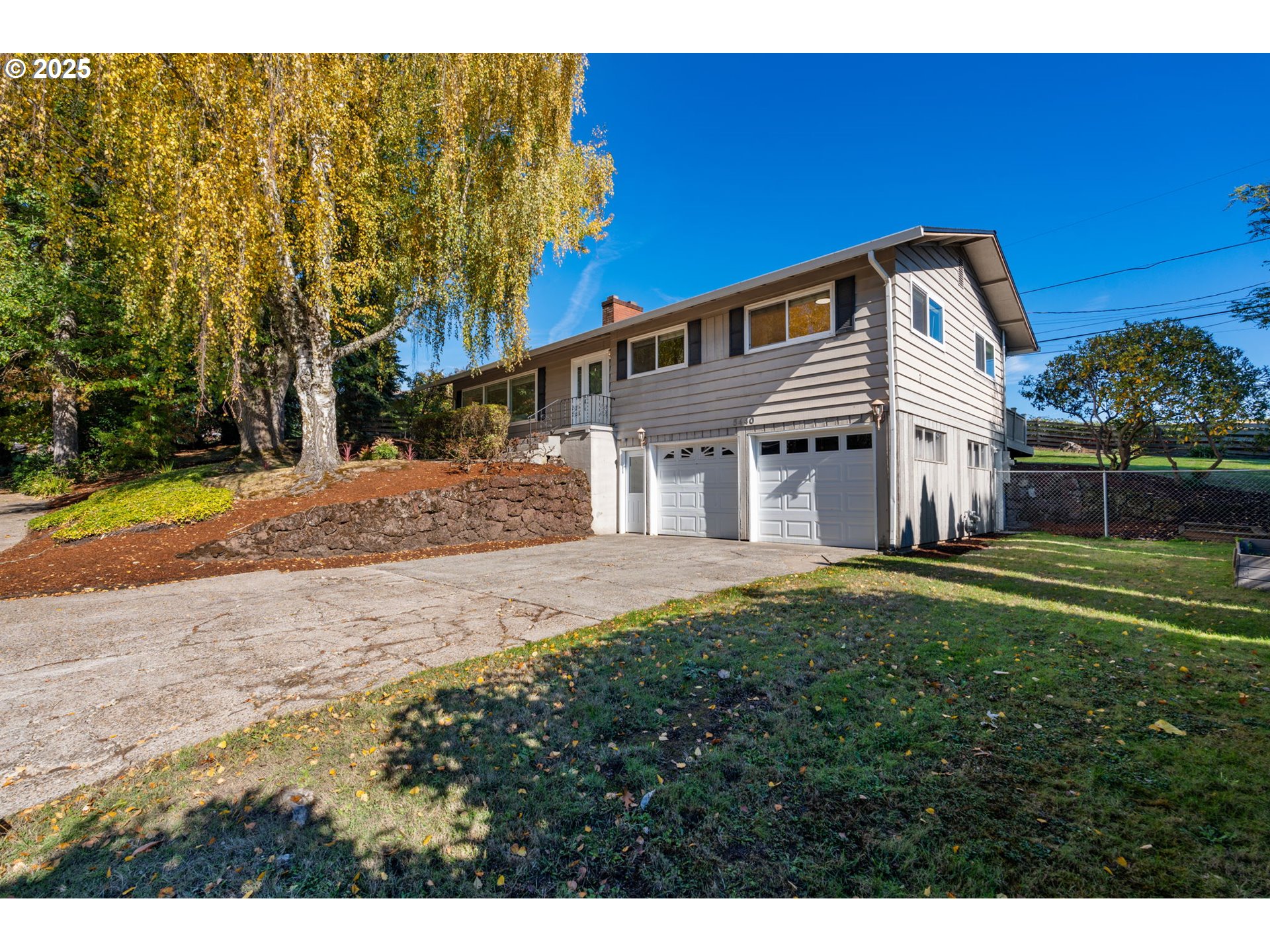 5440 SW DOVER LOOP, Portland
