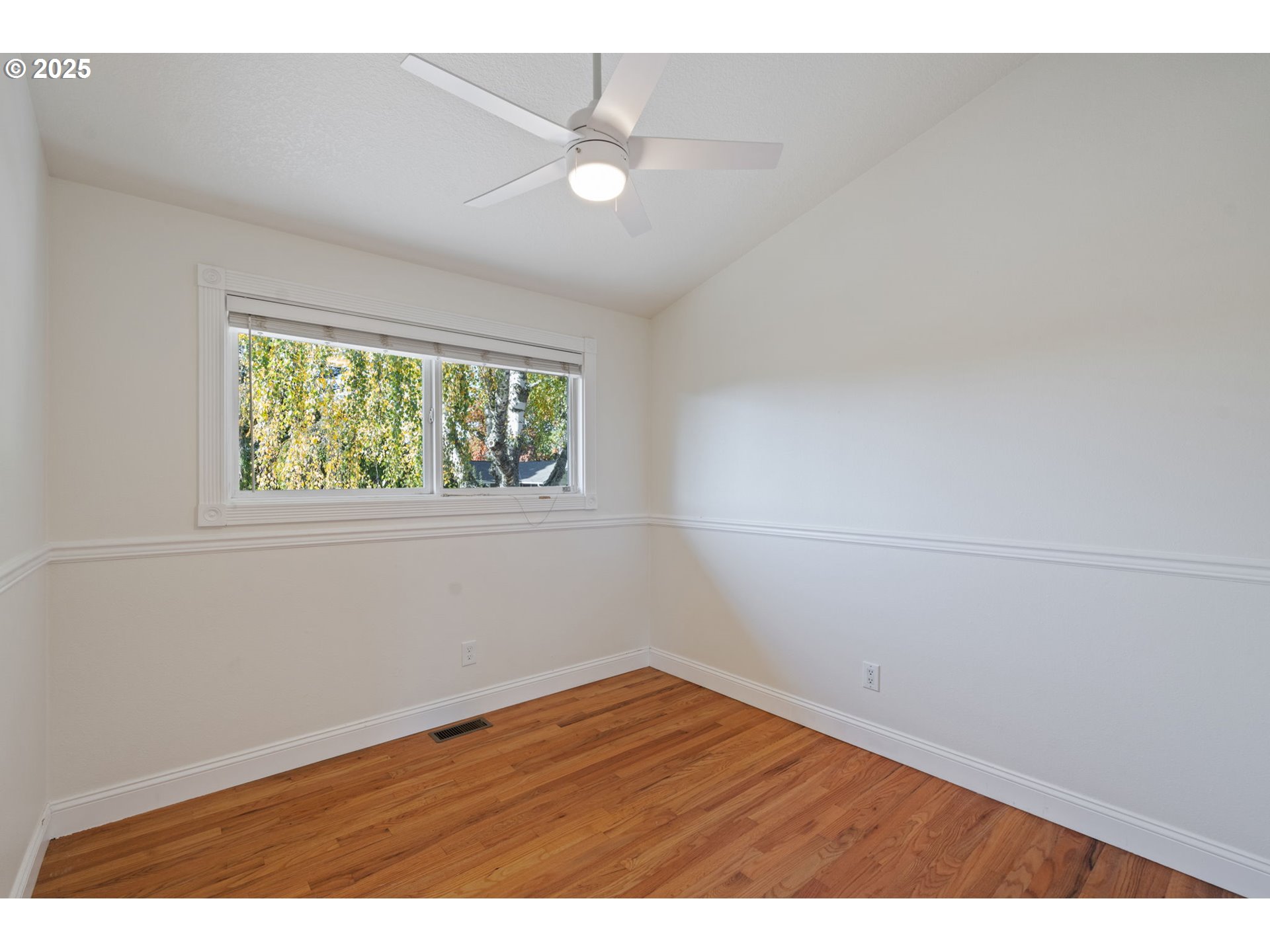 5440 SW DOVER LOOP, Portland