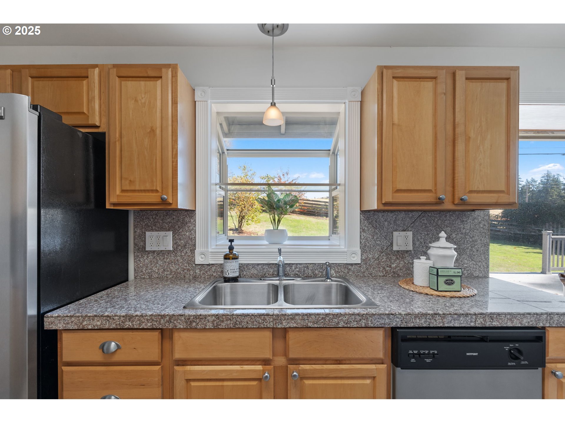 5440 SW DOVER LOOP, Portland