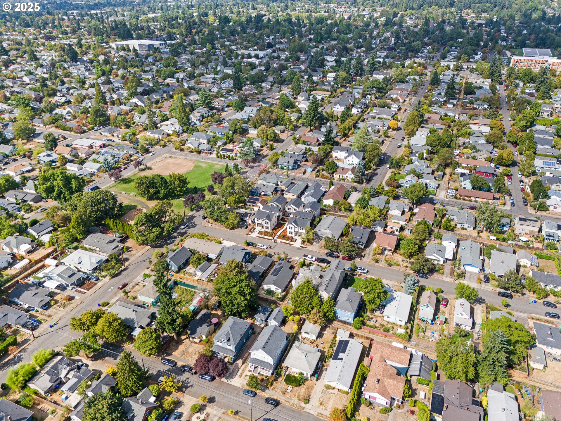 6723 SE Gladstone ST, Portland