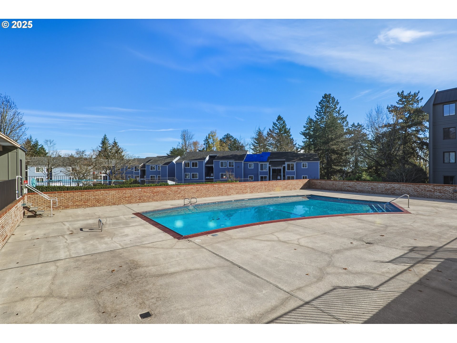 47 EAGLE CREST DR 32