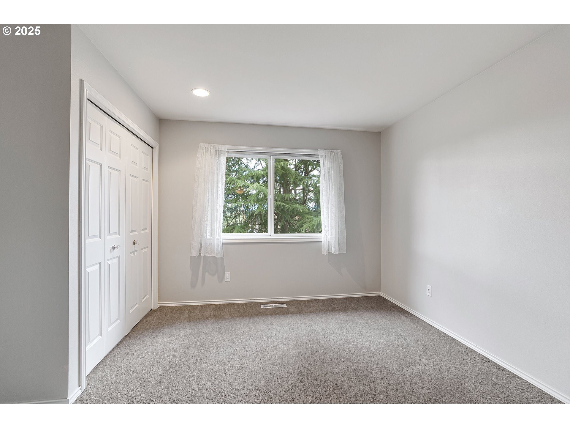 22020 SW 106TH PL, Tualatin