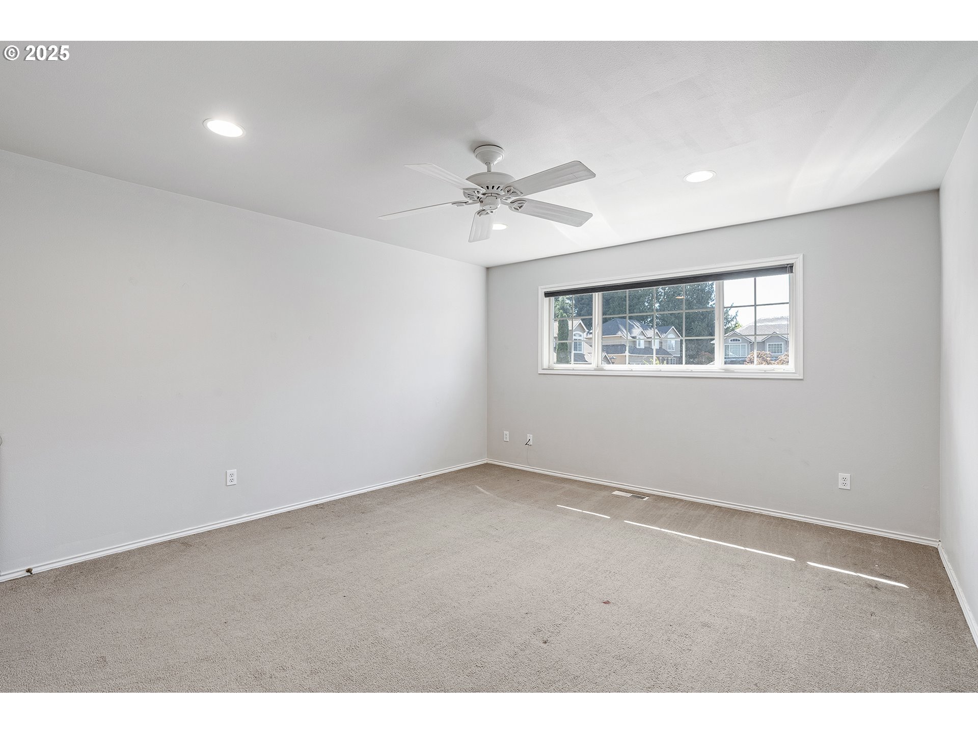 22020 SW 106TH PL, Tualatin