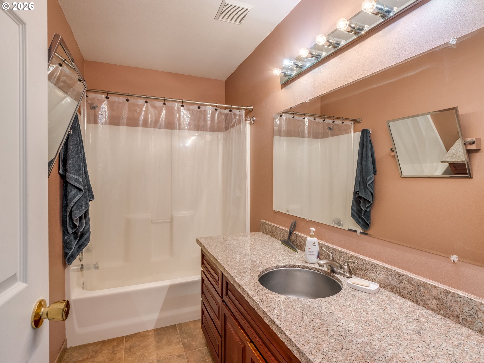 59364 BLUEBERRY LN, St. Helens