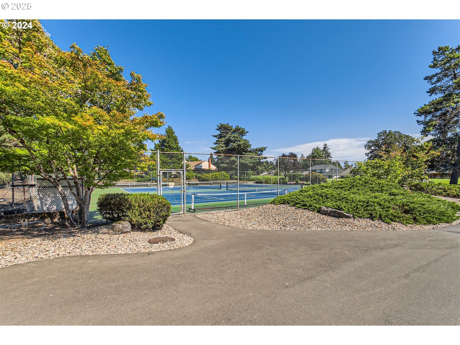 10820 SW MEADOWBROOK DR 60