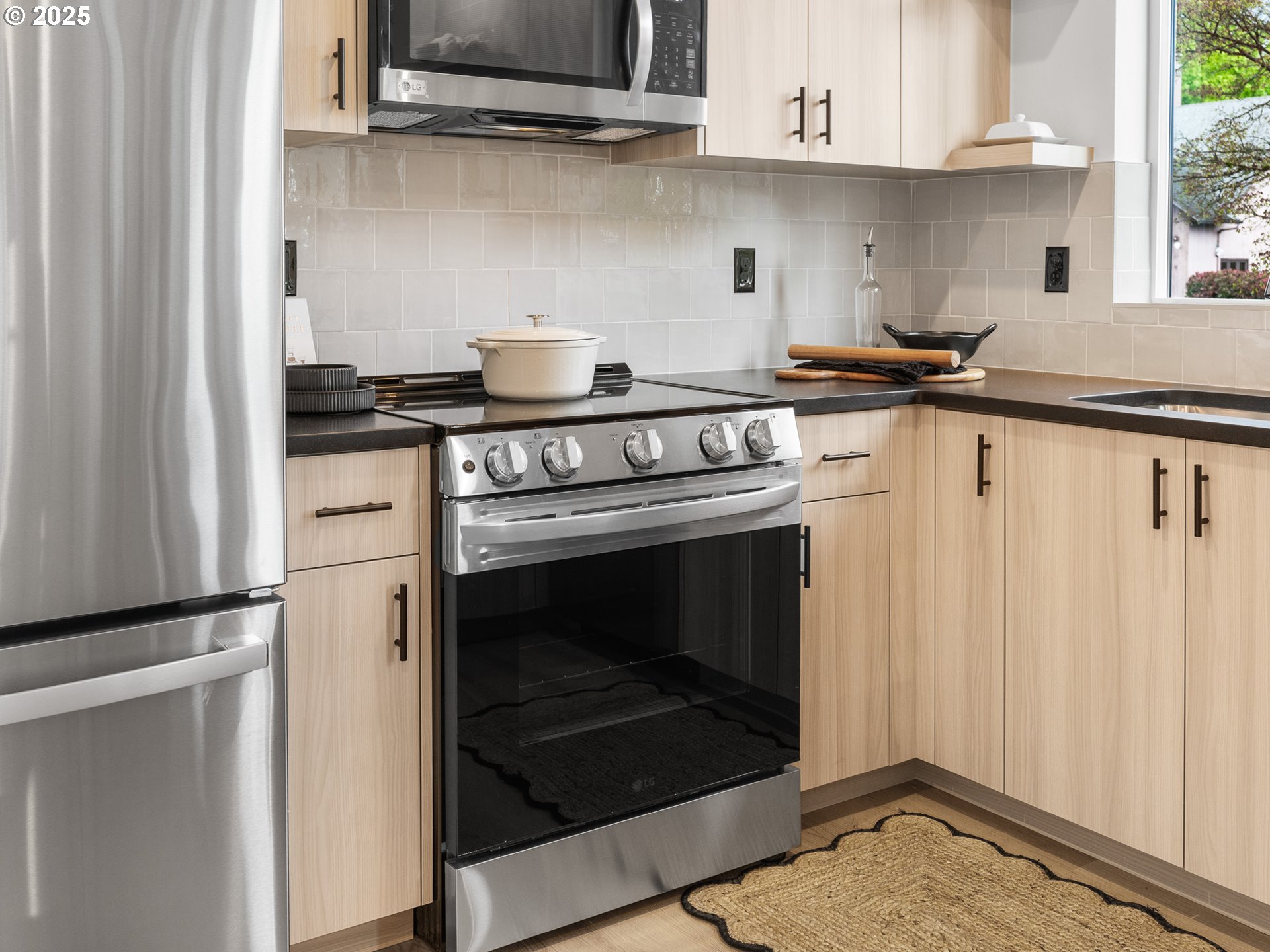 7192 N Portsmouth AVE