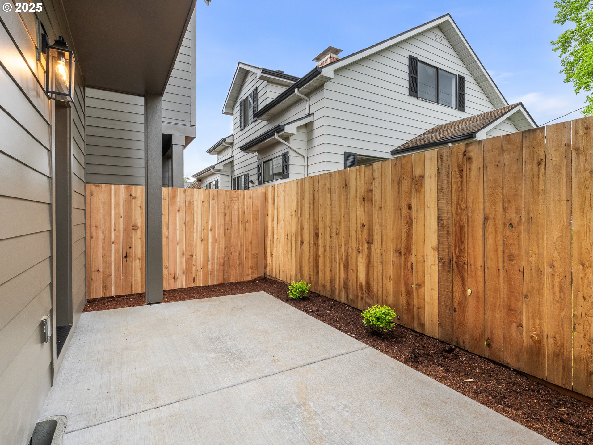 7192 N Portsmouth AVE