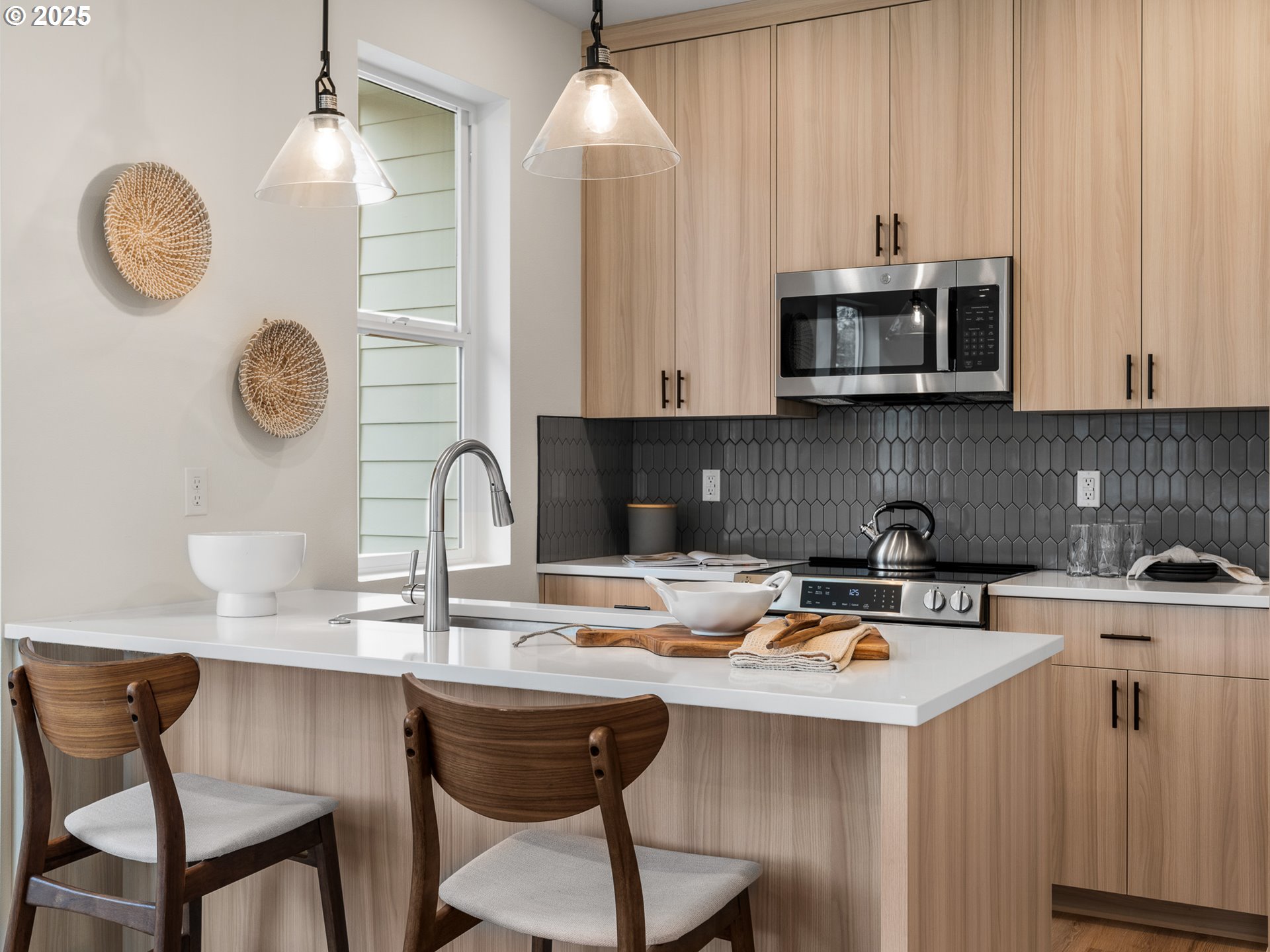 1591 N McClellan ST 1