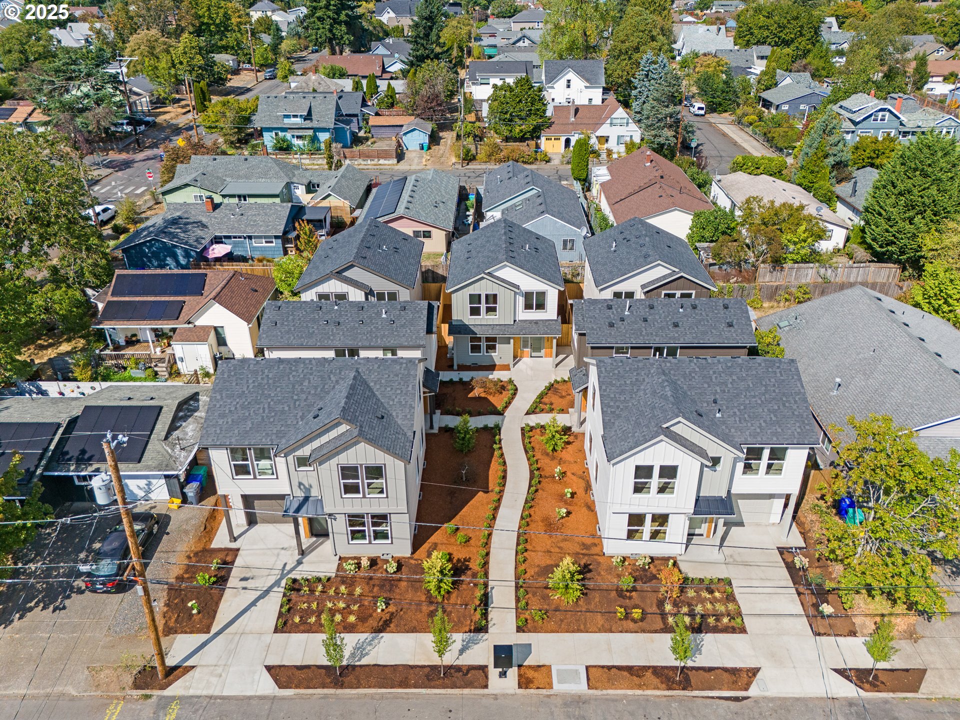 6729 SE Gladstone ST