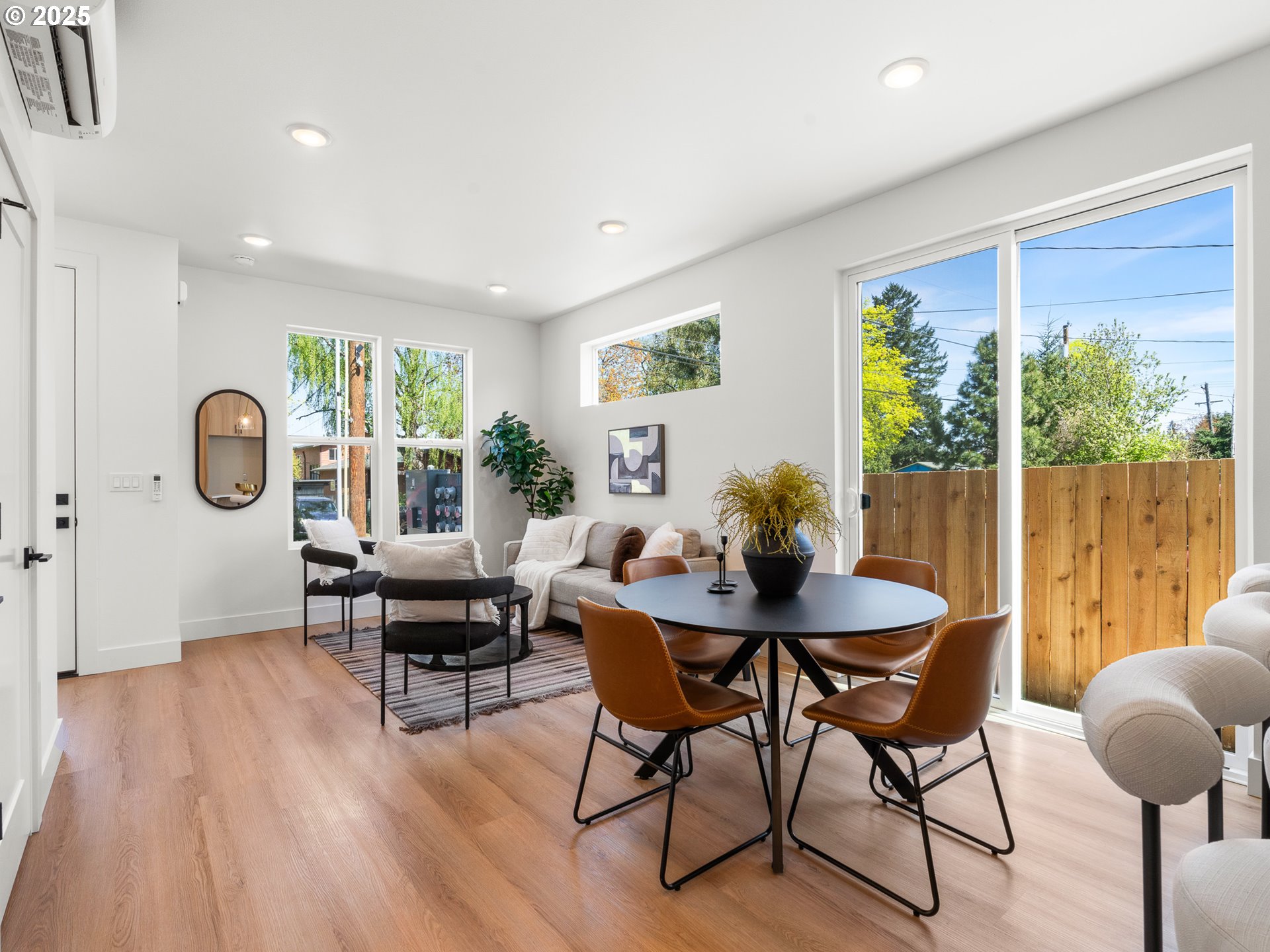 6028 NE Mason ST 1, Portland Unit: 1