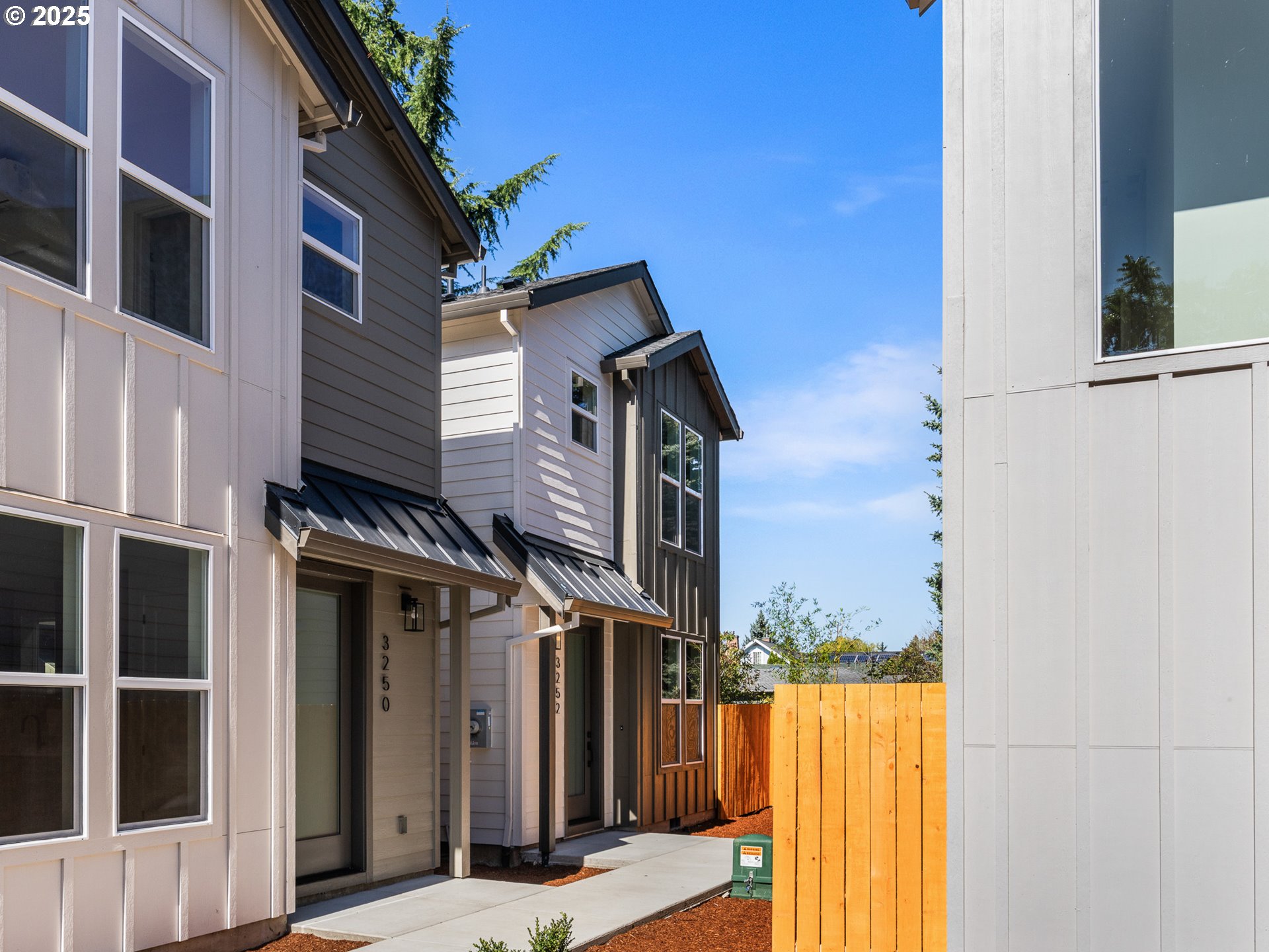 3252 SE 115th AVE