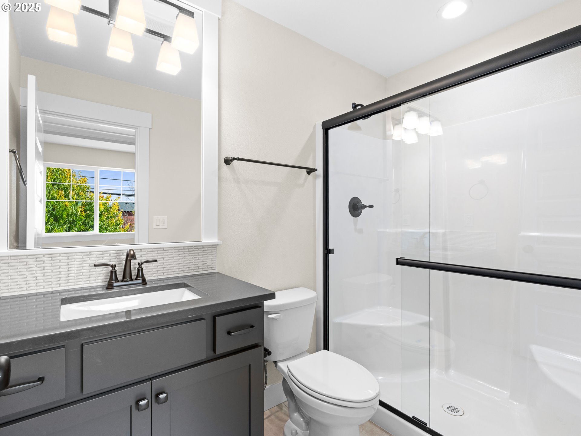 7673 N Kellogg ST, Portland