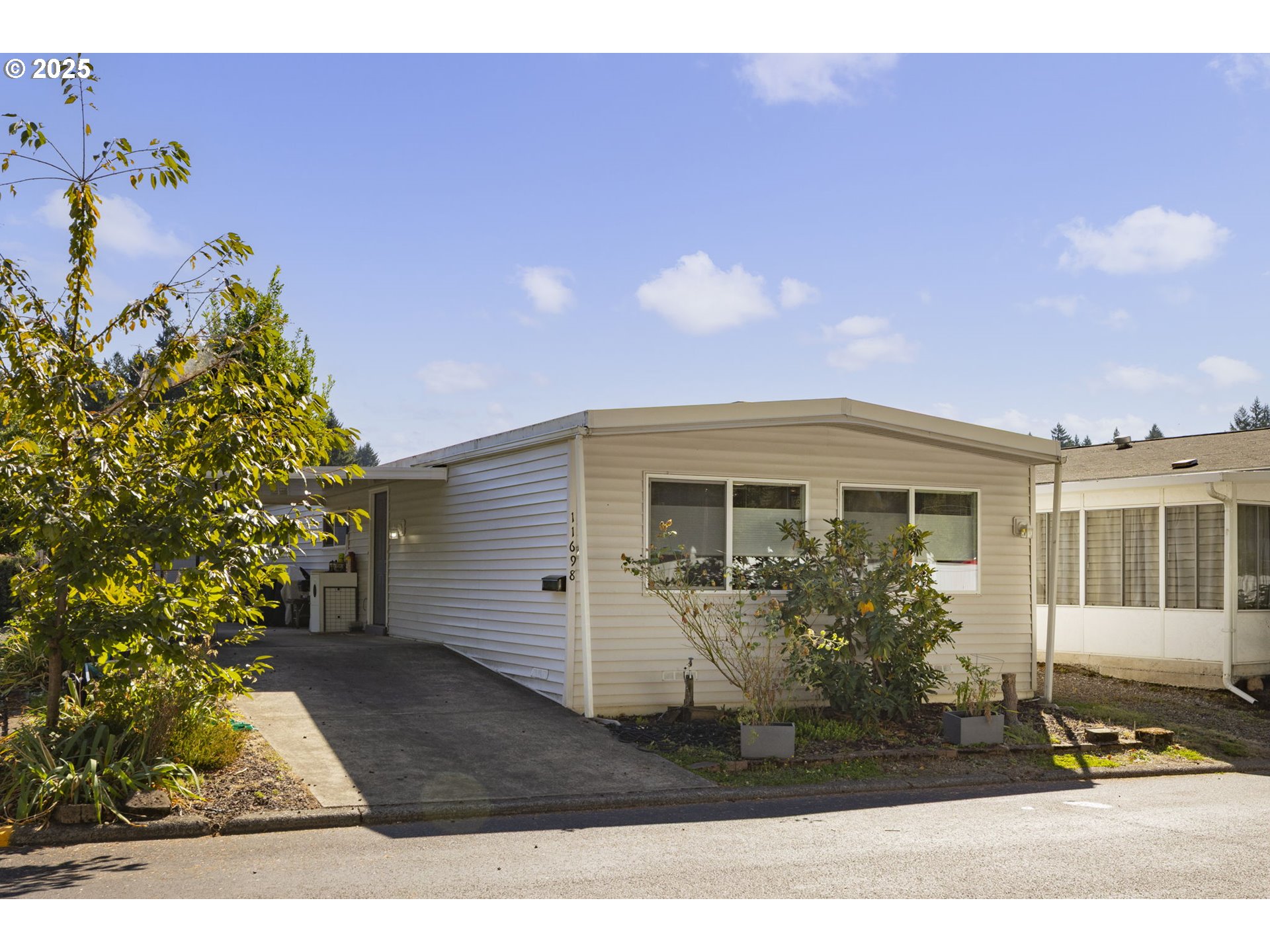 11698 SW ROYAL VILLA DR, Portland