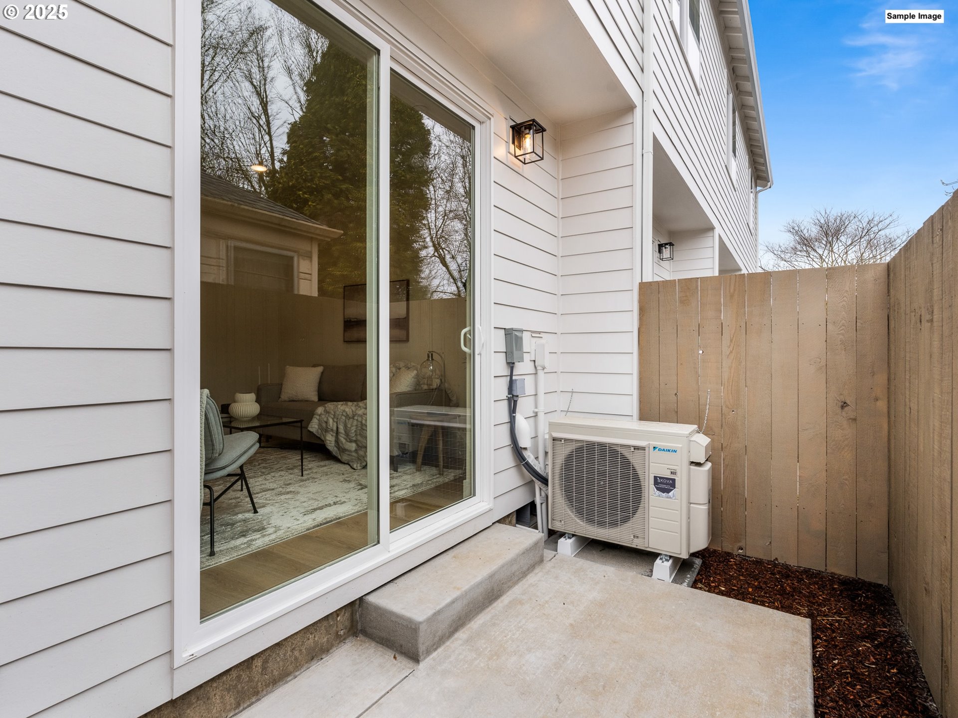 1597 N McClellan ST 5, Portland Unit: 5