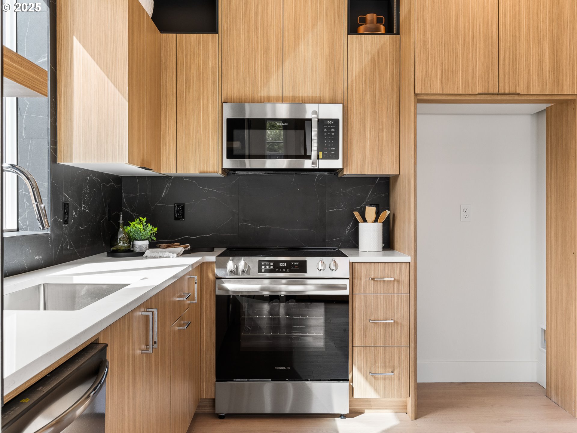 5169 SE 28th AVE 1, Portland Unit: 1