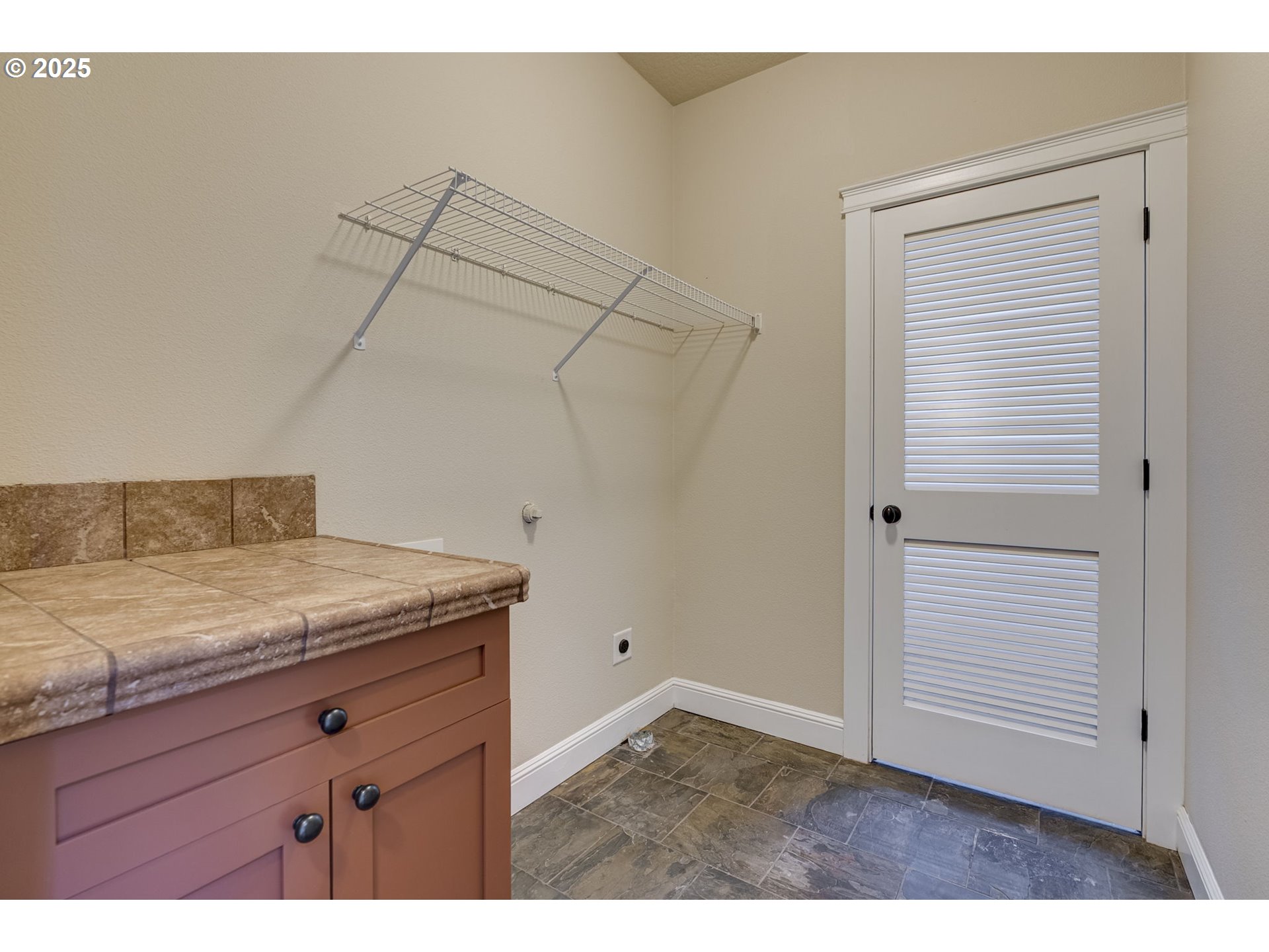 6451 NE GARFIELD AVE