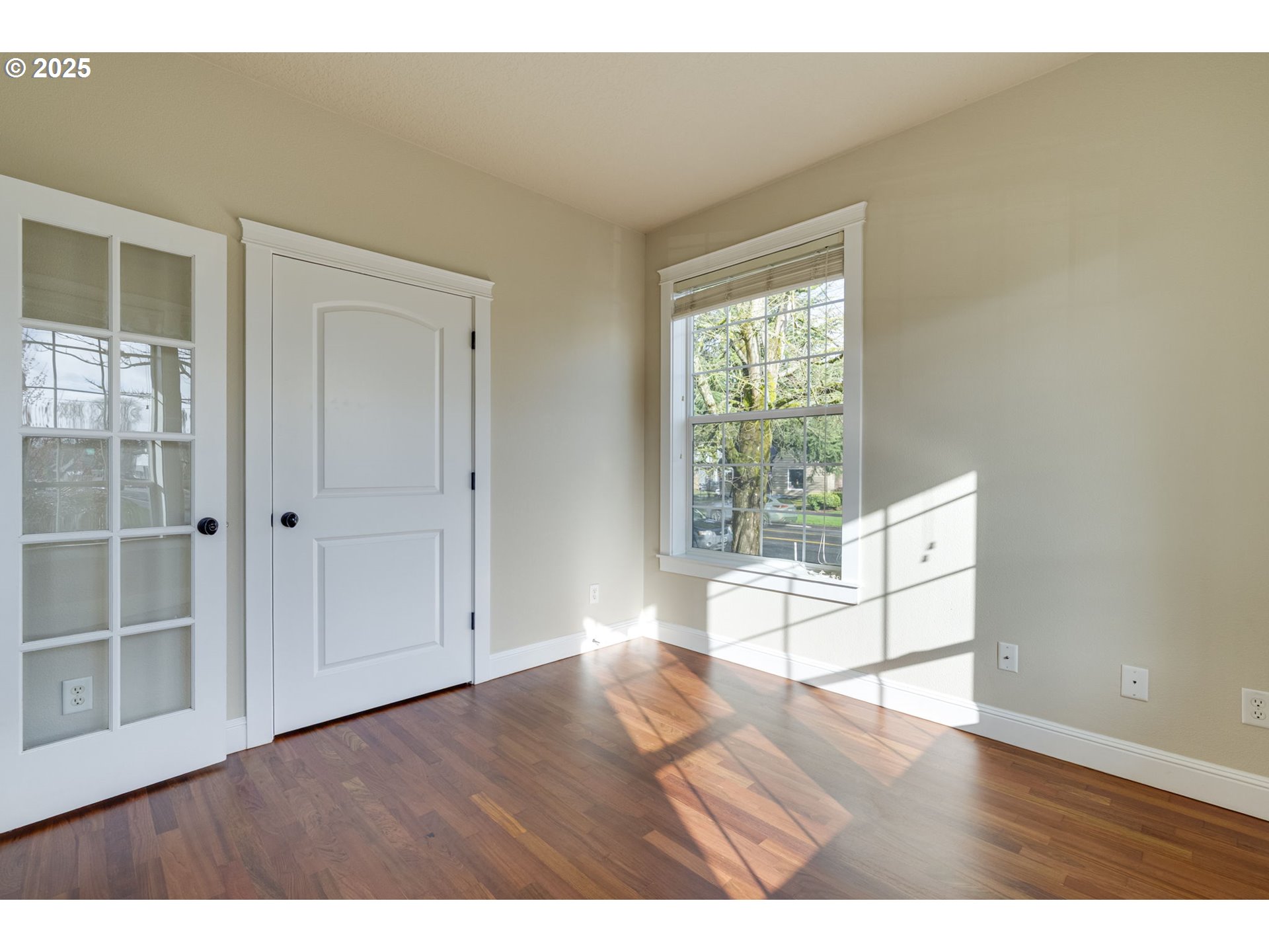 6451 NE GARFIELD AVE