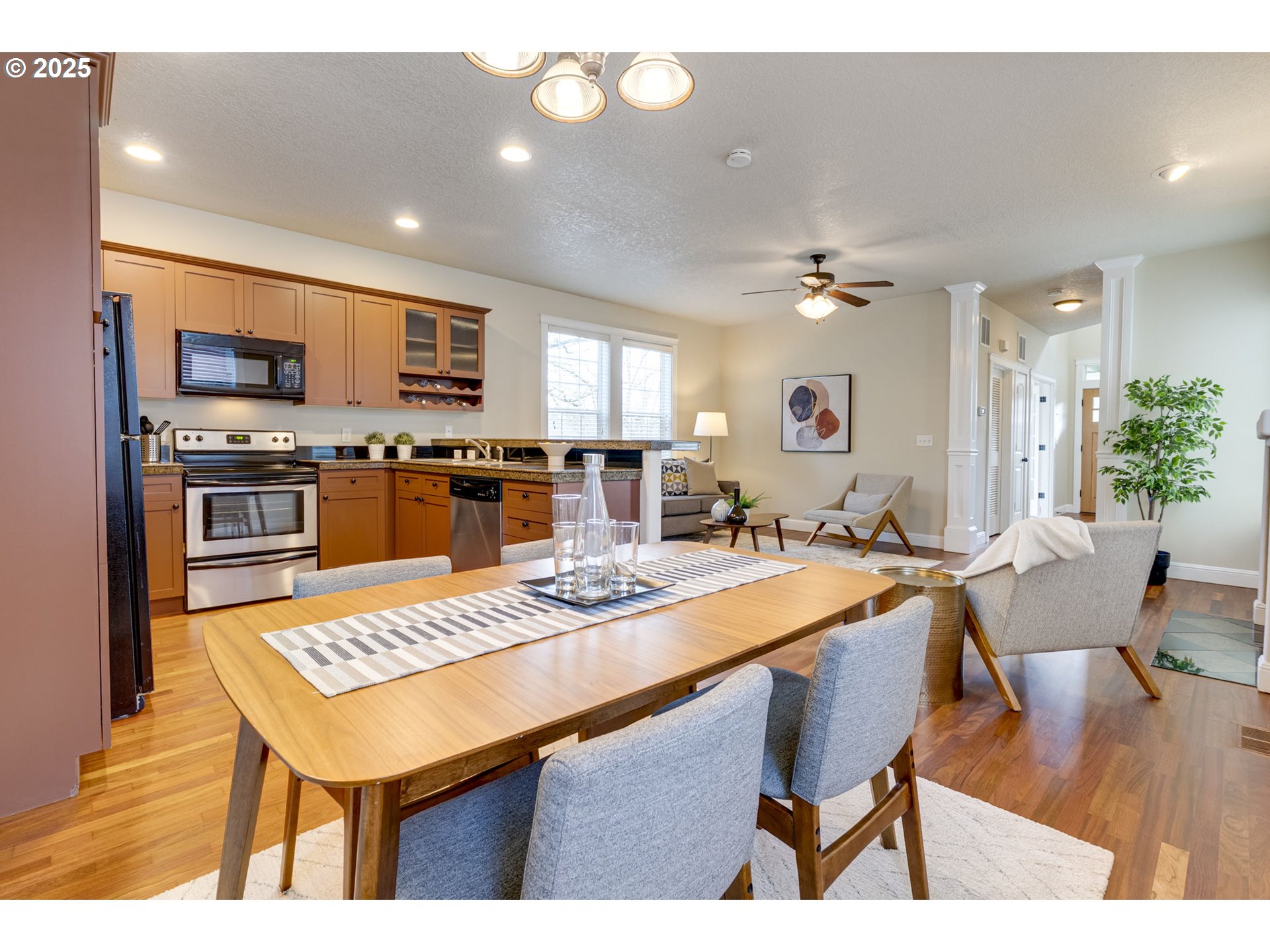 6451 NE GARFIELD AVE