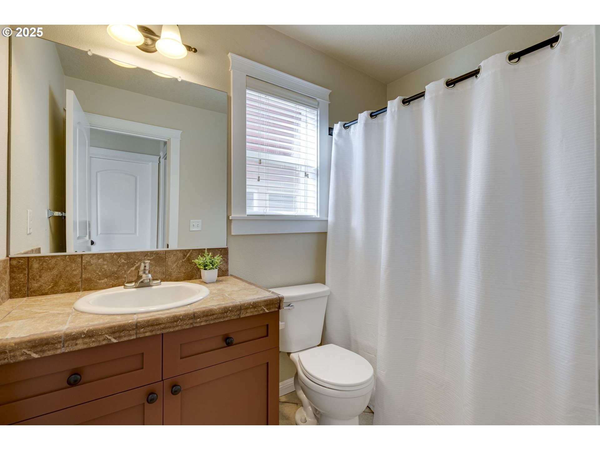 6451 NE GARFIELD AVE