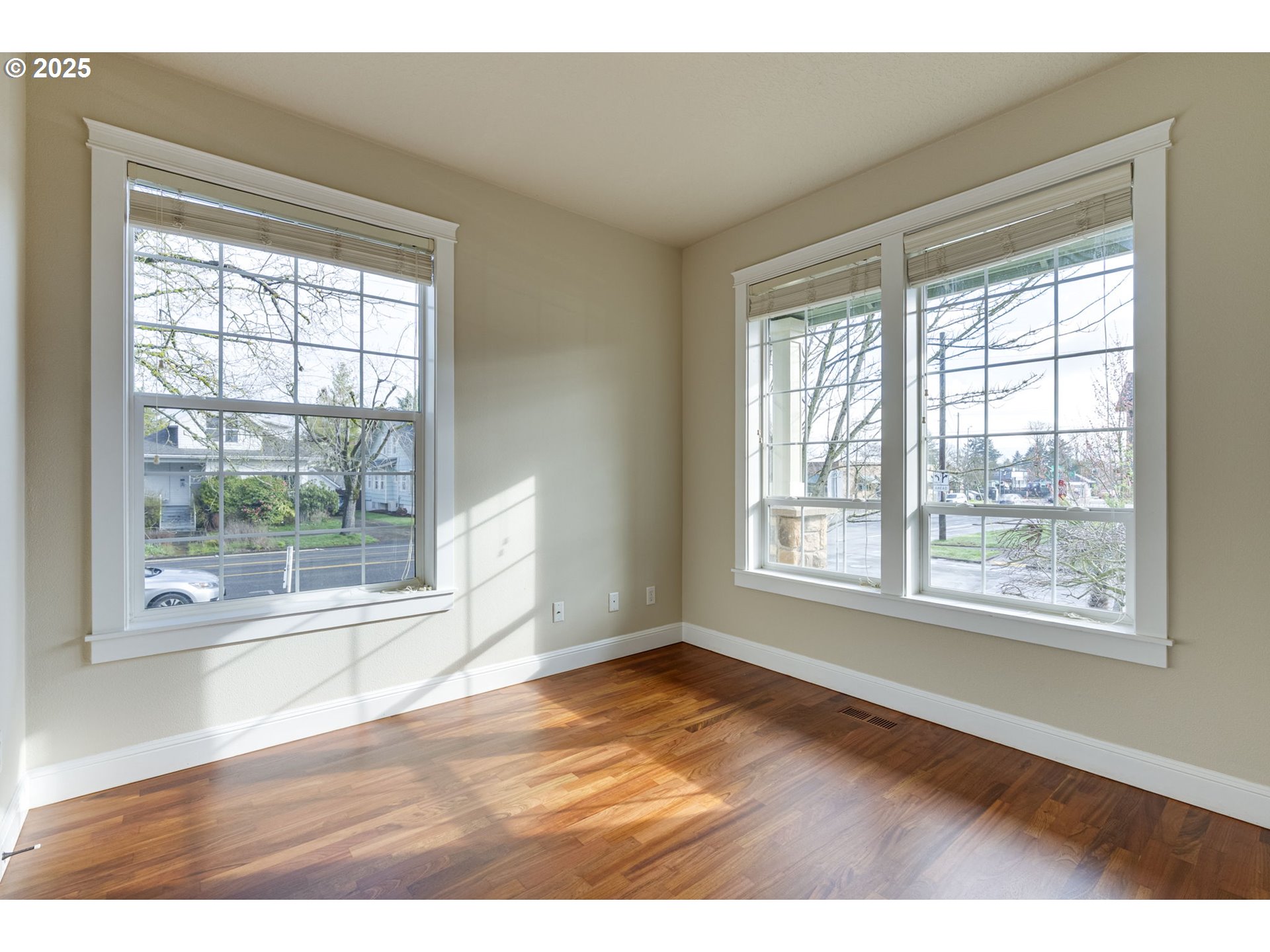 6451 NE GARFIELD AVE