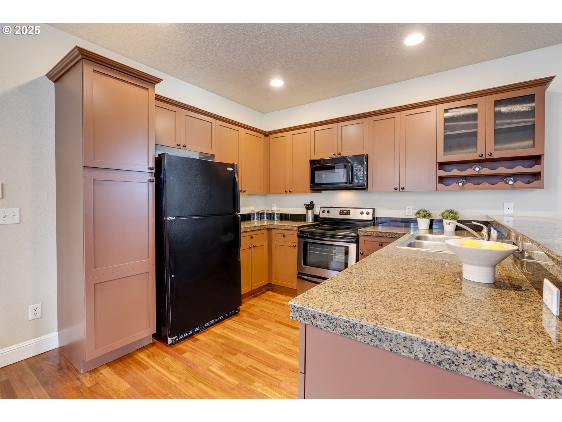 6451 NE GARFIELD AVE