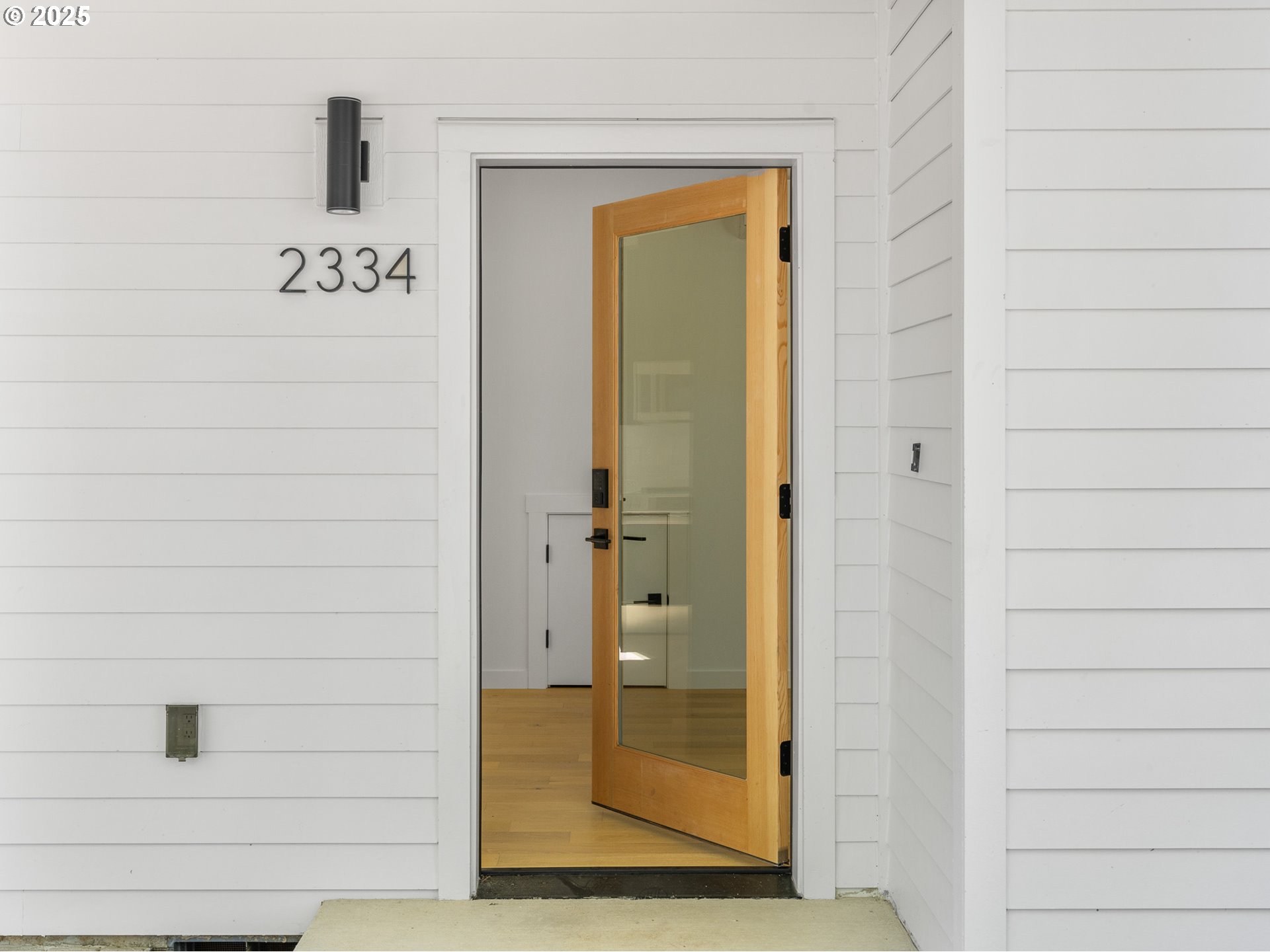 2334 N Kilpatrick ST 1