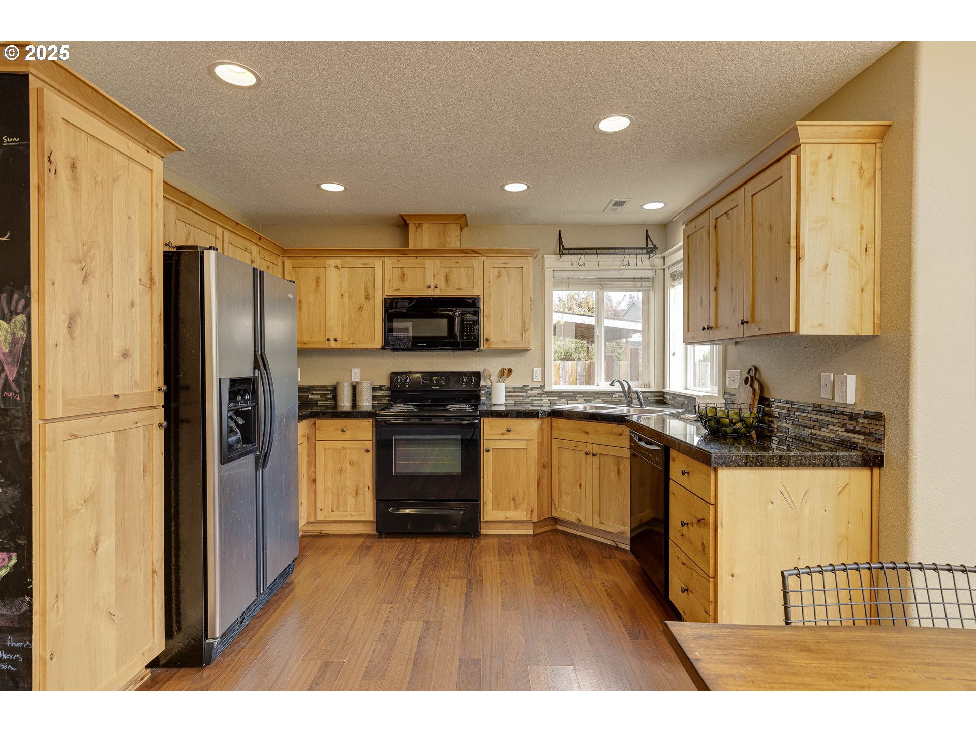 1050 SE MILLRIGHT AVE, McMinnville