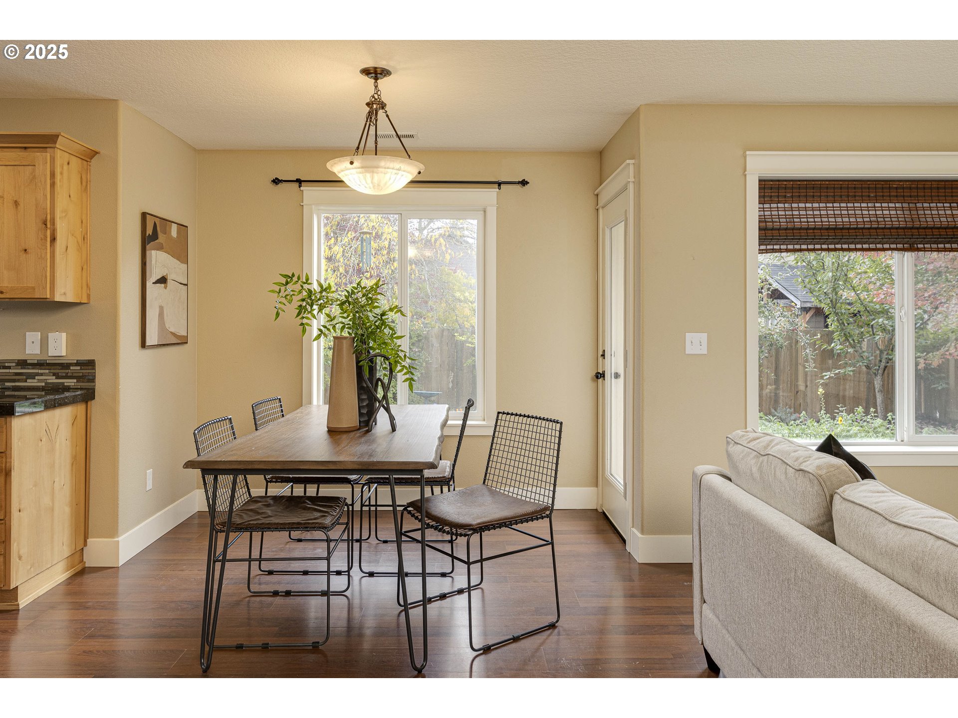 1050 SE MILLRIGHT AVE, McMinnville