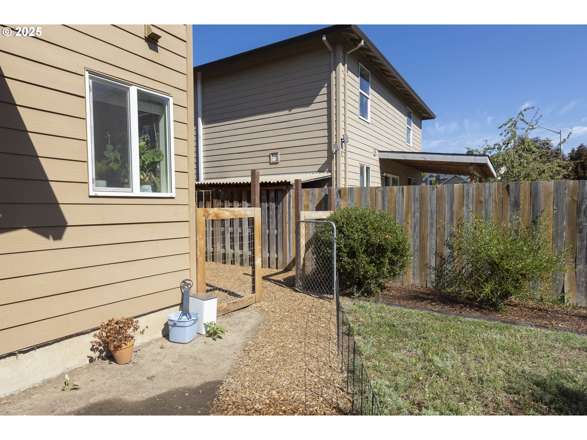 1050 SE MILLRIGHT AVE, McMinnville