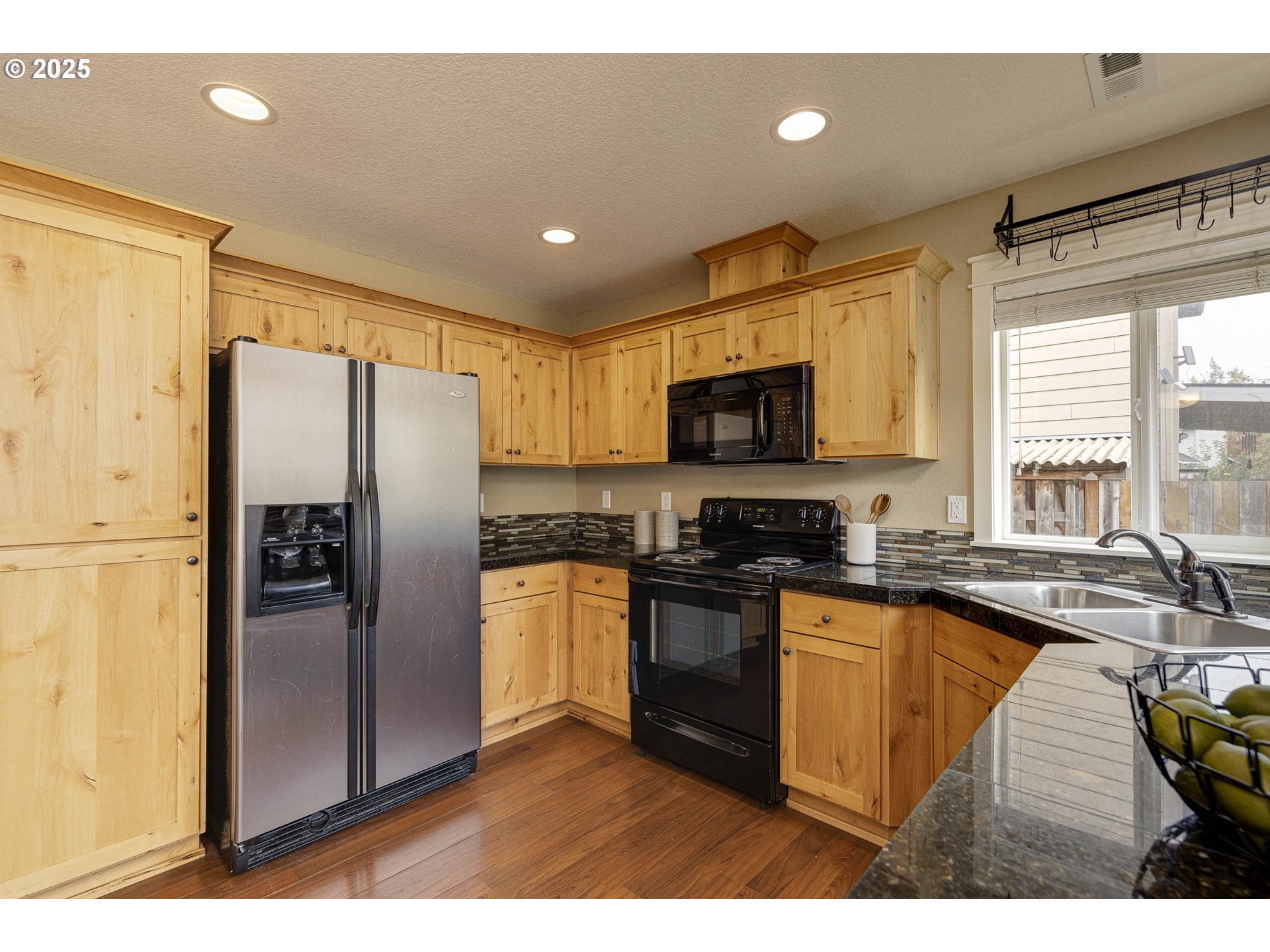 1050 SE MILLRIGHT AVE, McMinnville