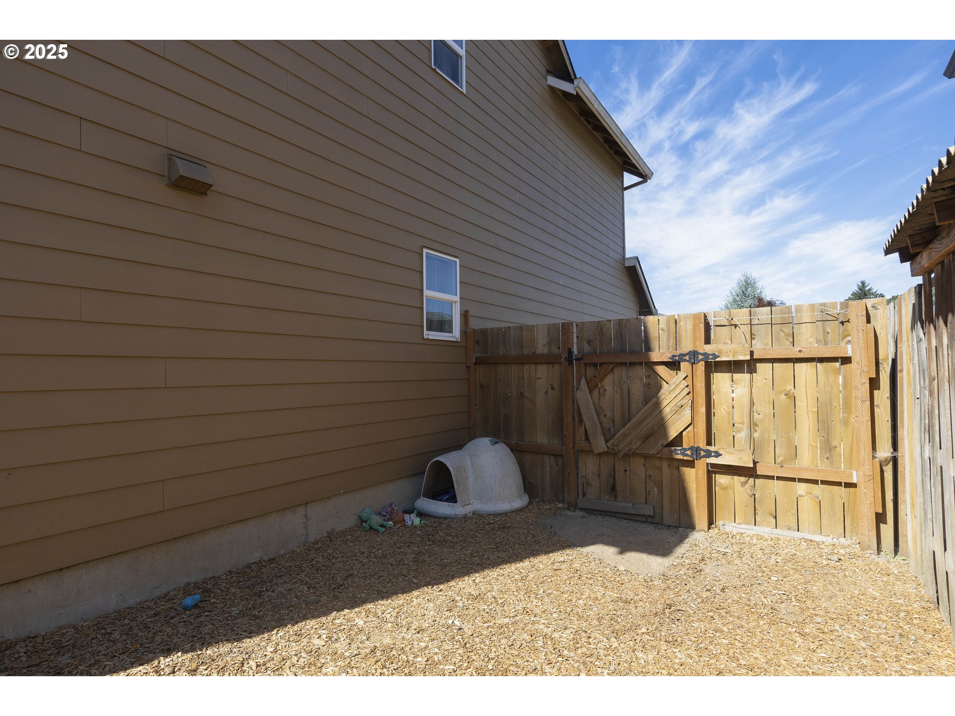 1050 SE MILLRIGHT AVE, McMinnville