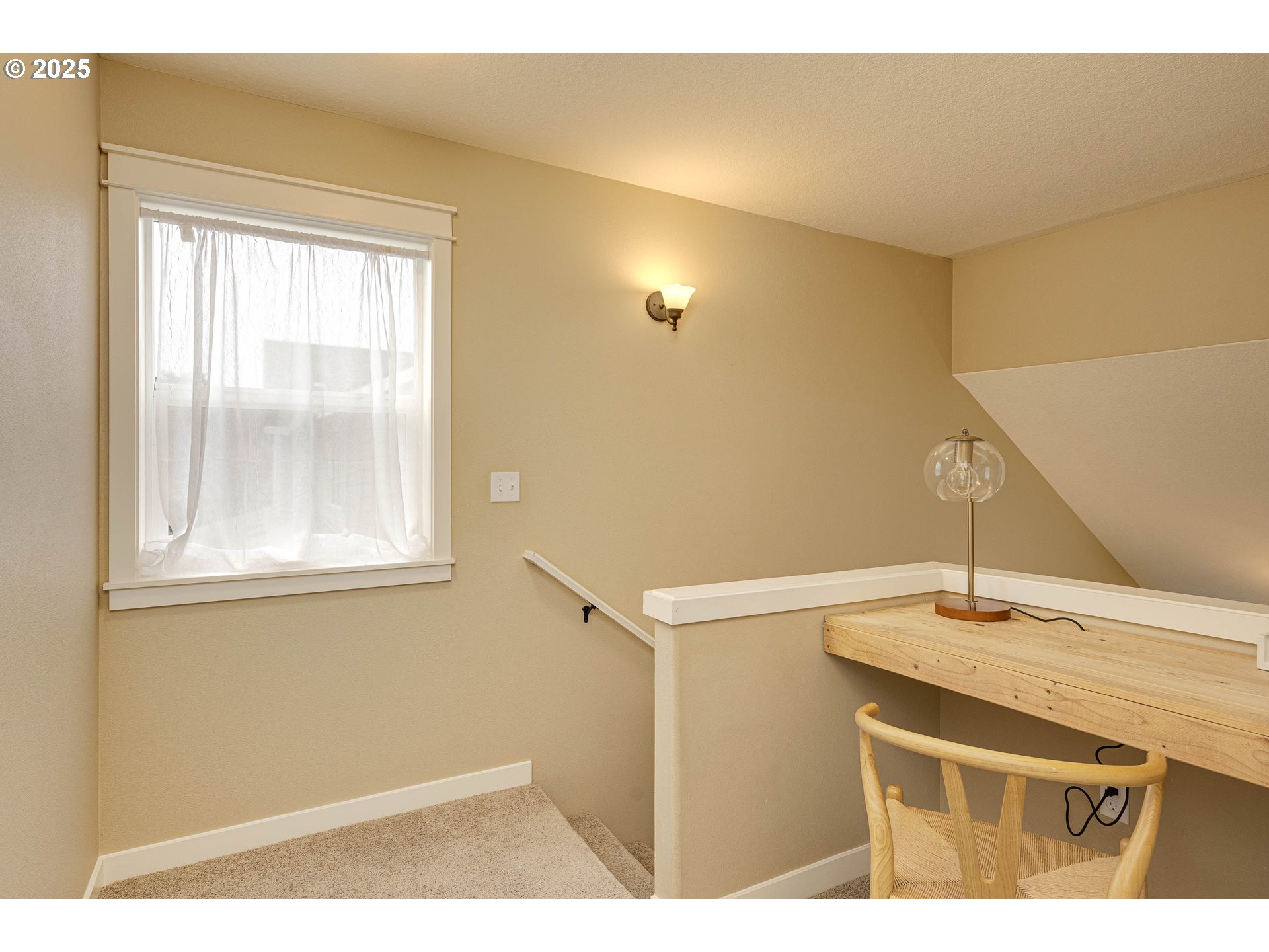 1050 SE MILLRIGHT AVE, McMinnville