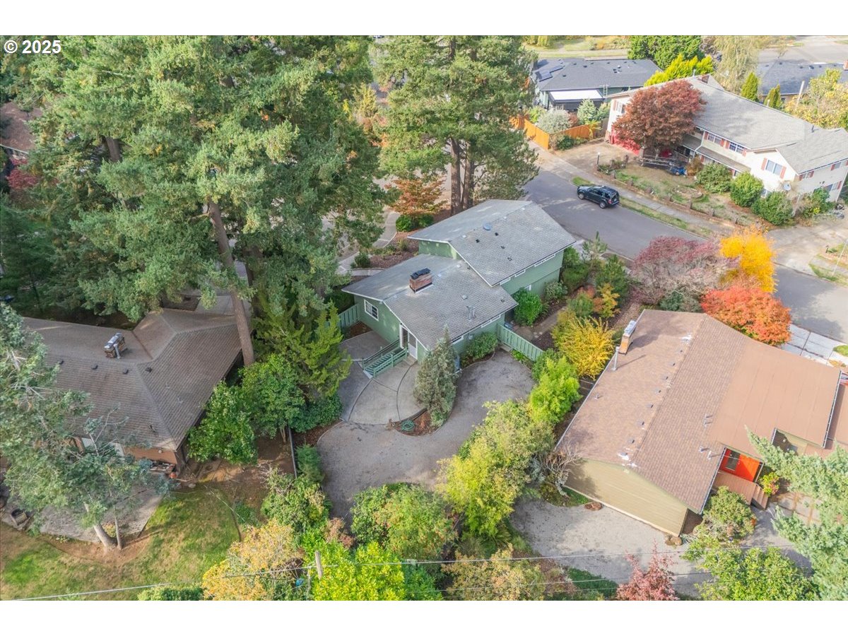 11030 NE DAVIS ST, Portland