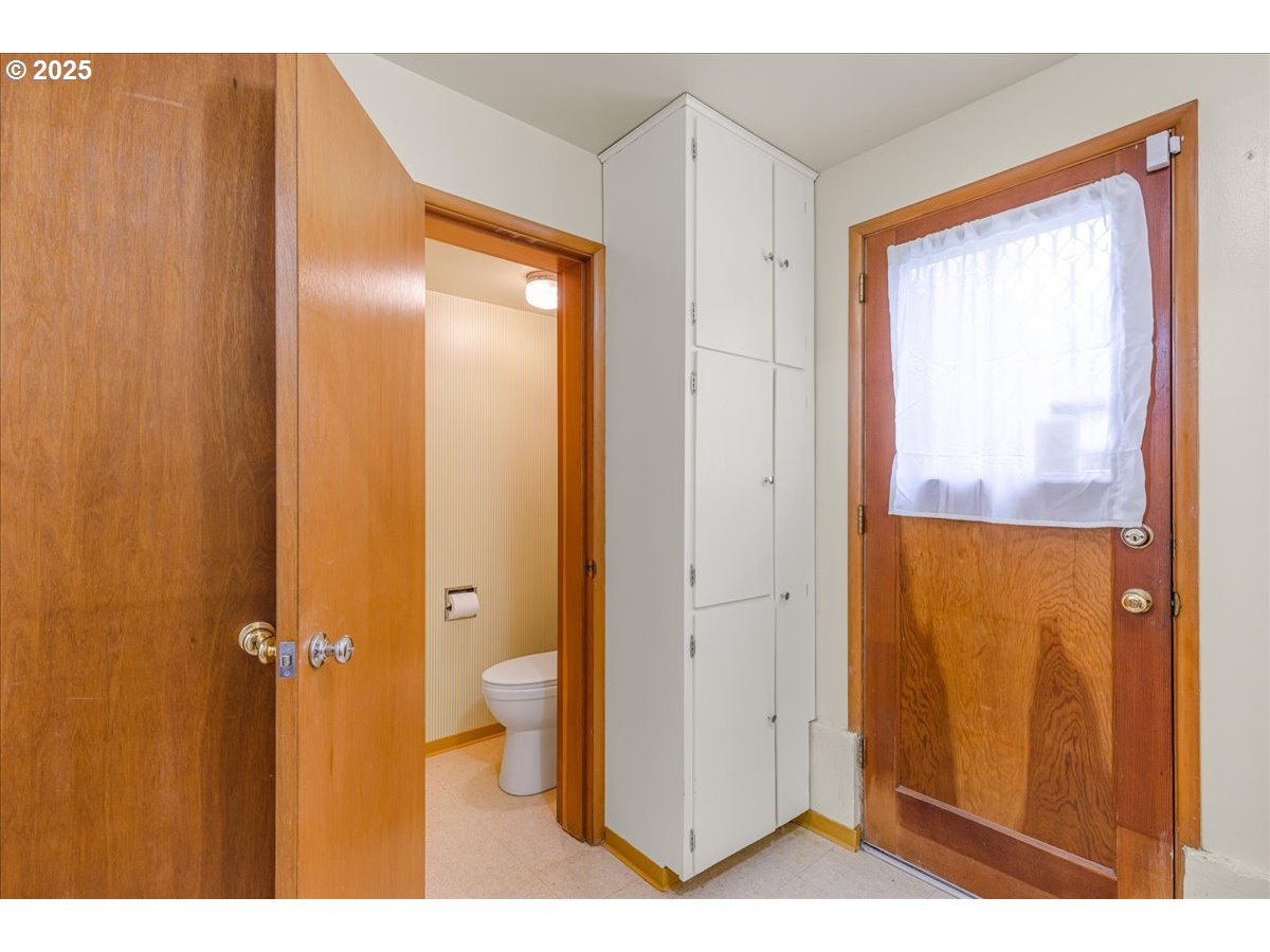 11030 NE DAVIS ST, Portland