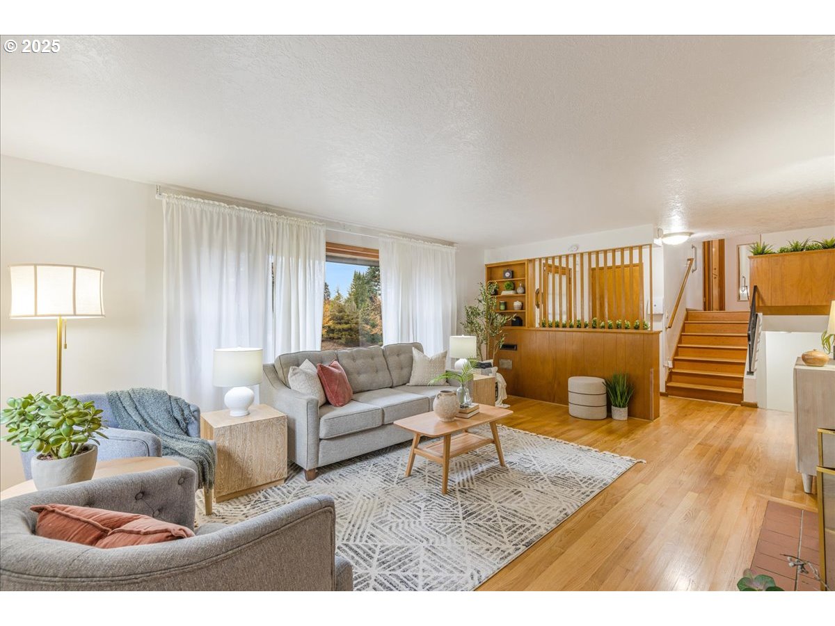 11030 NE DAVIS ST, Portland