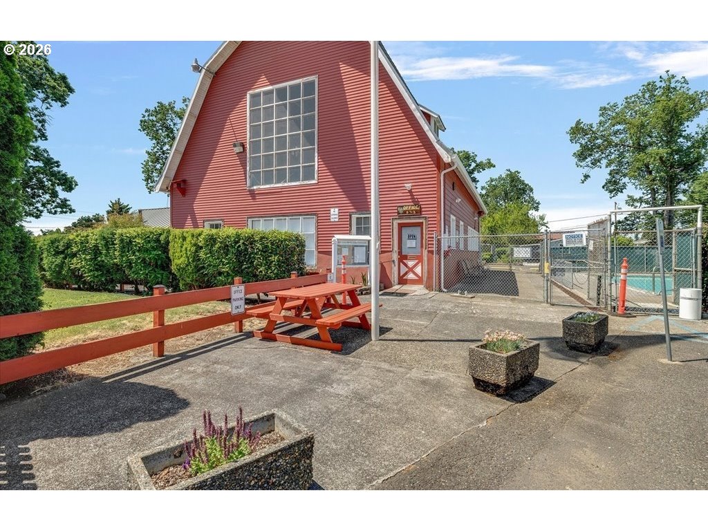 10701 SE HIGHWAY 212 H3