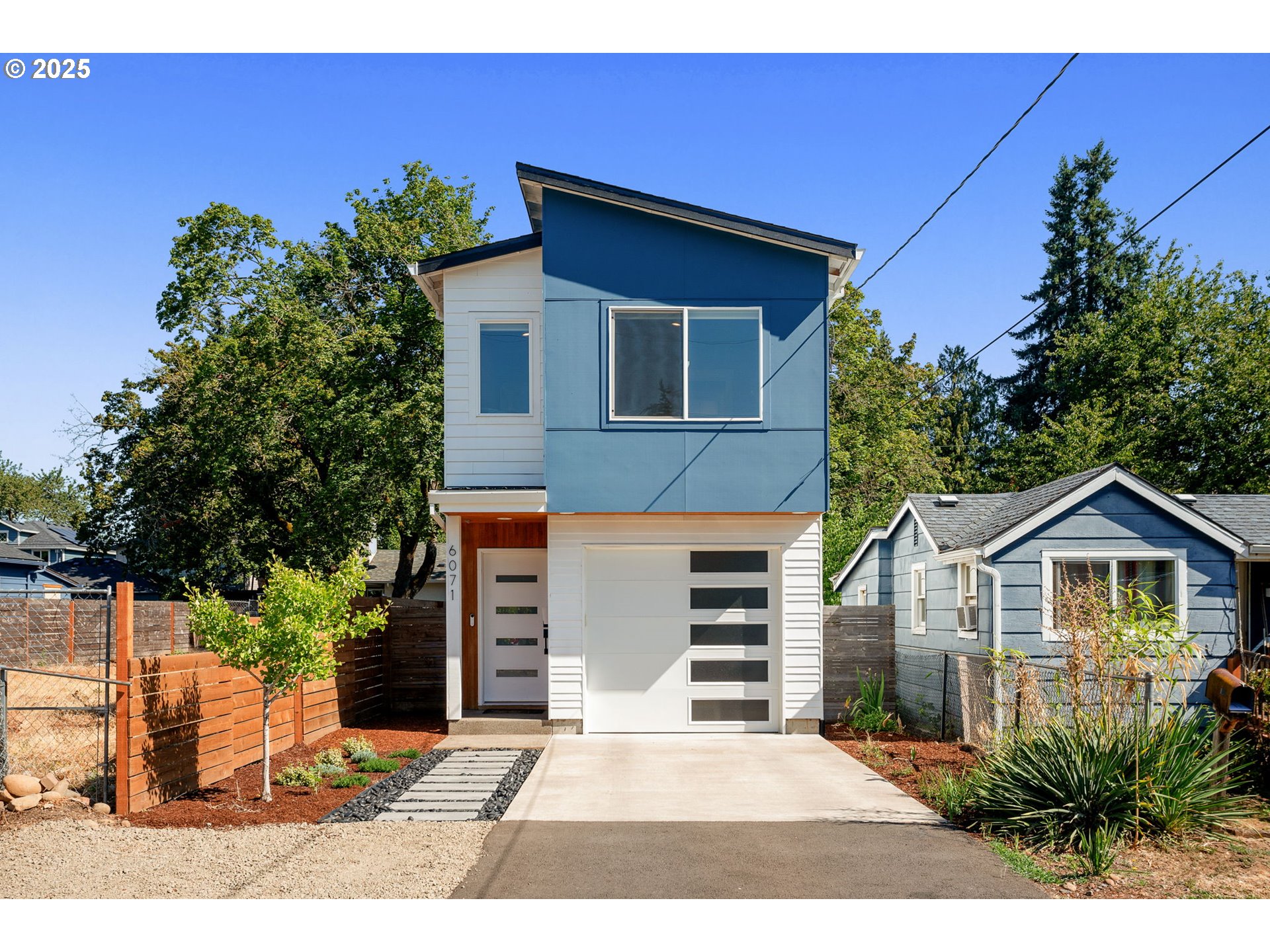 6071 SE LEXINGTON ST, Portland