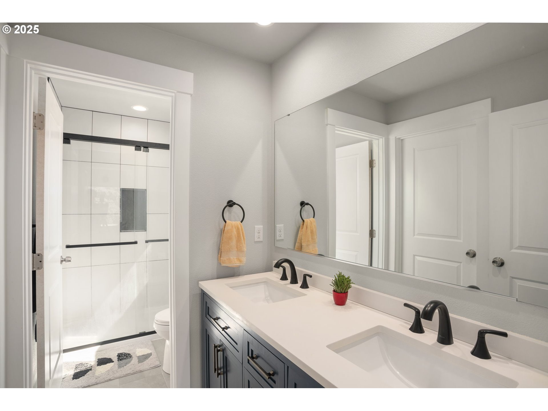 6071 SE LEXINGTON ST, Portland