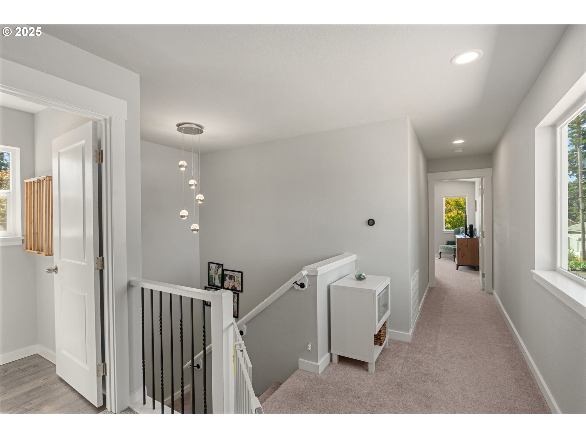 6071 SE LEXINGTON ST, Portland