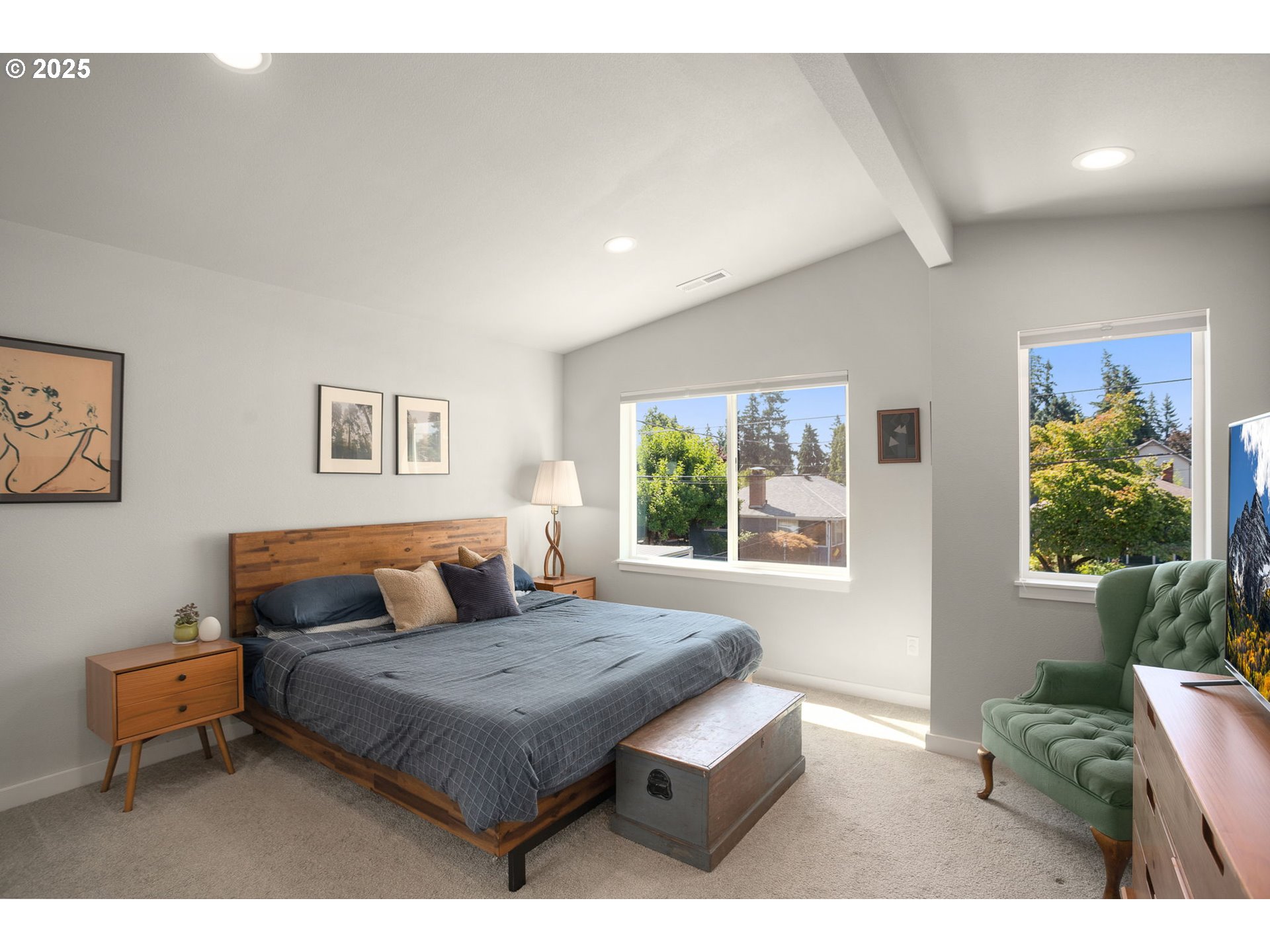 6071 SE LEXINGTON ST, Portland