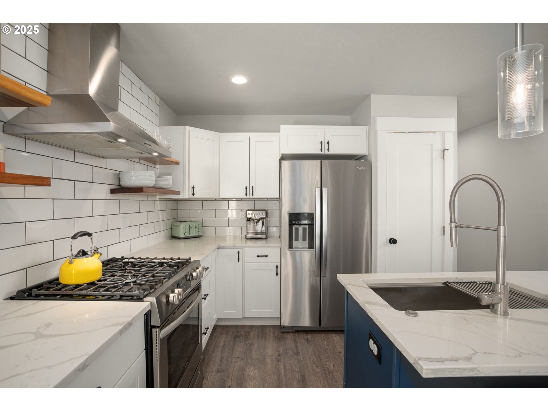 6071 SE LEXINGTON ST, Portland